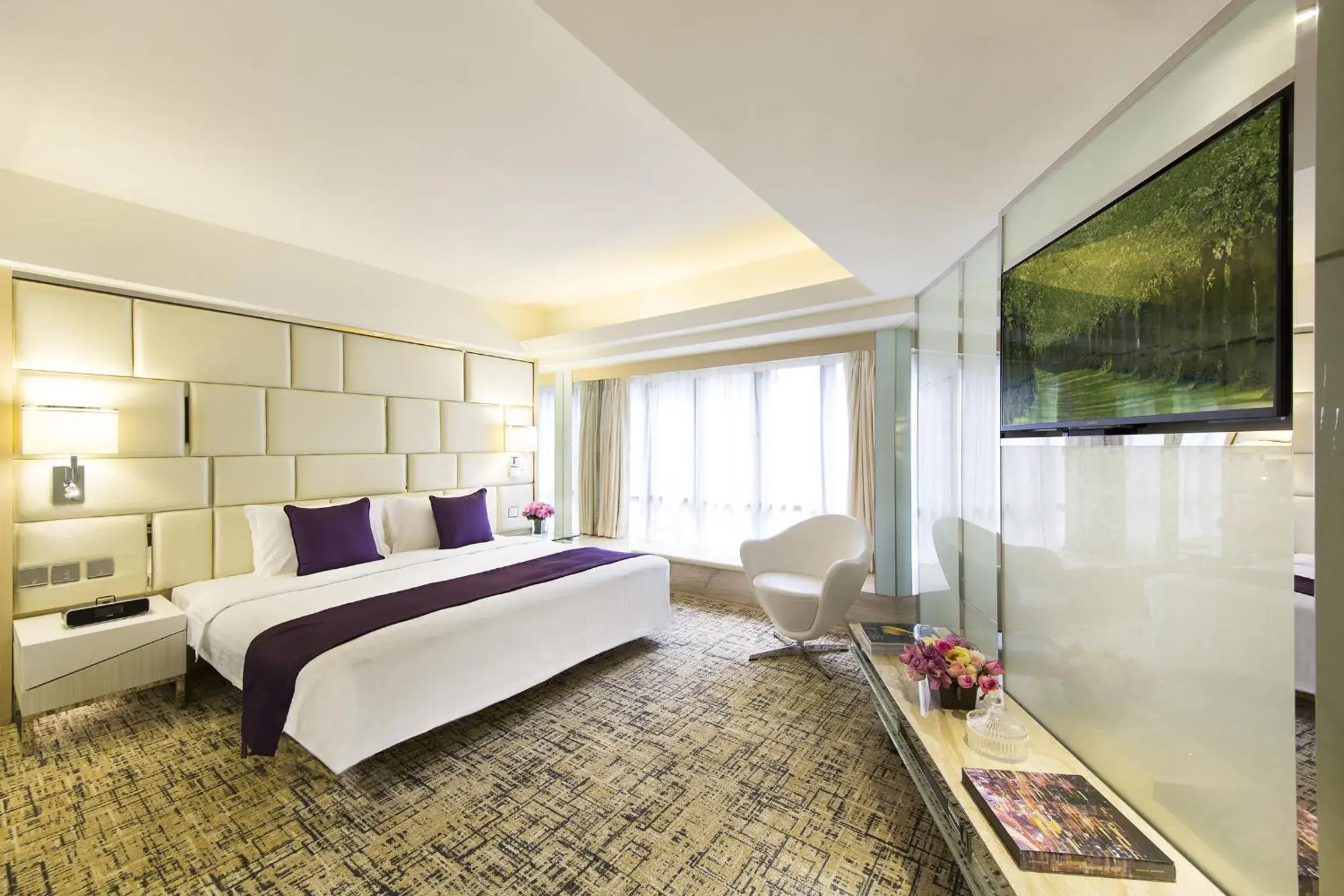 Presidential Suite in Regal Oriental Hotel Presidential Suite in Regal Oriental Hotel