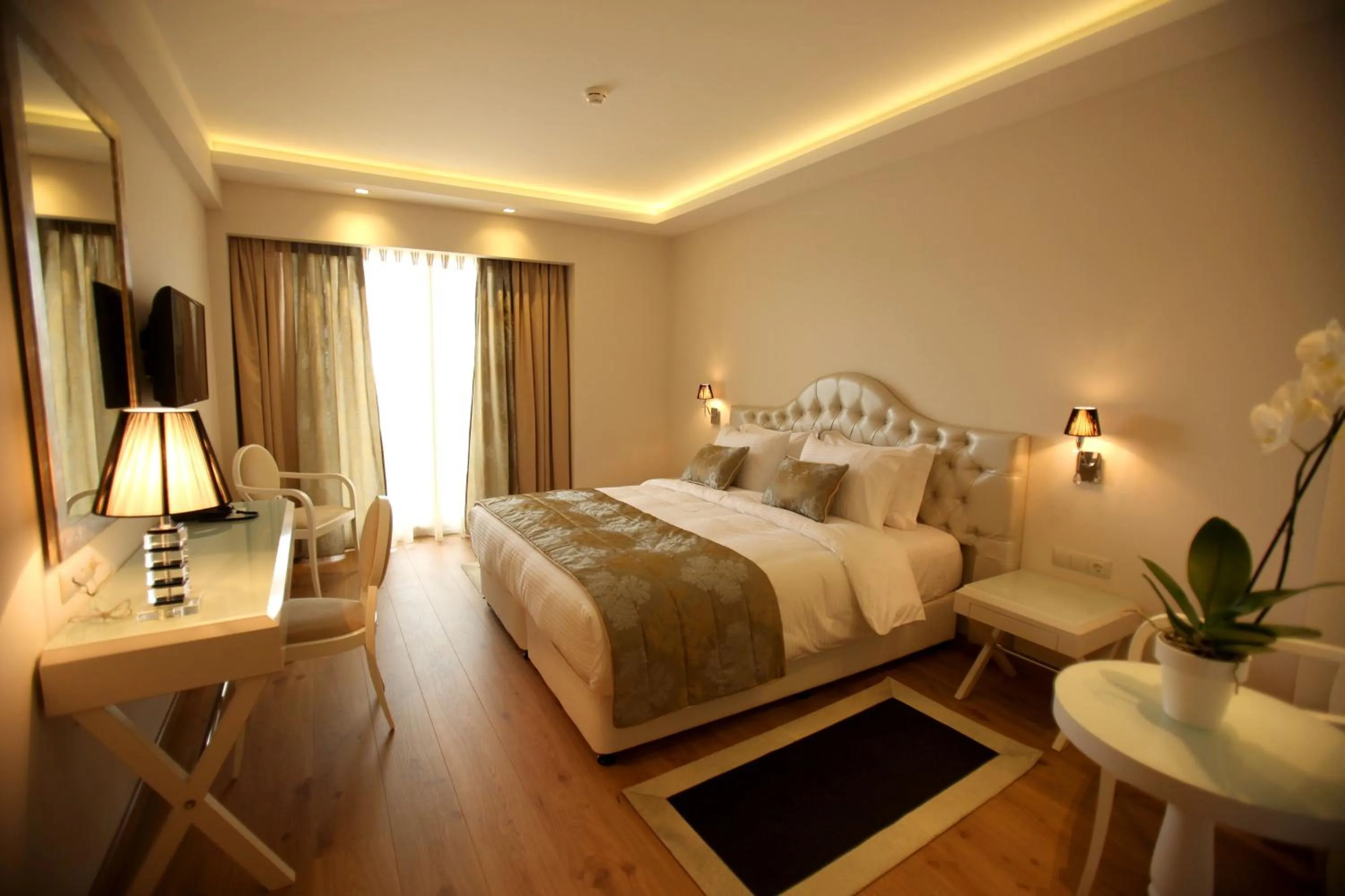Photo of the whole room, Bed in Calma Hotel & Spa