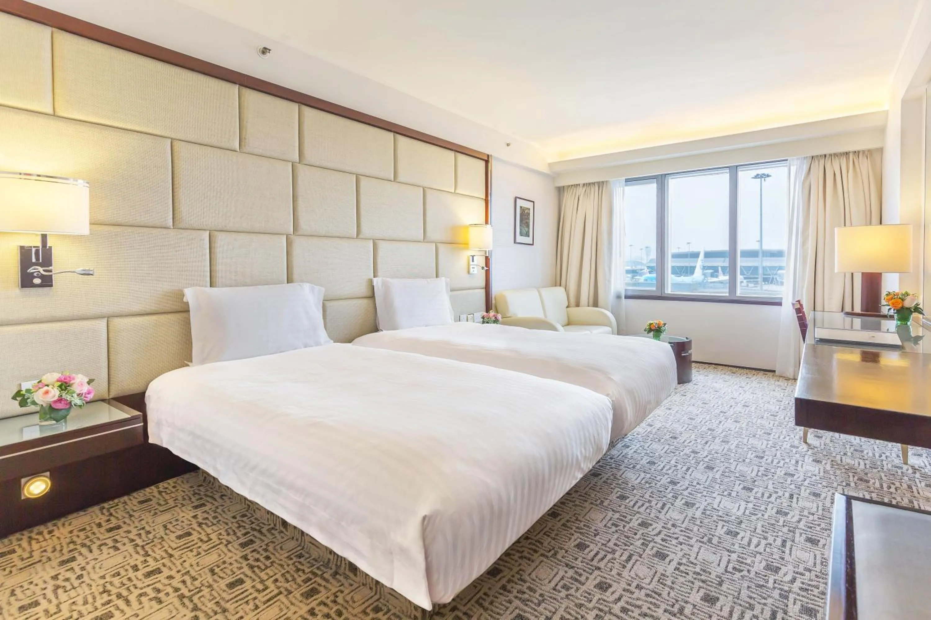 Photo of the whole room, Bed in Regal Airport Hotel