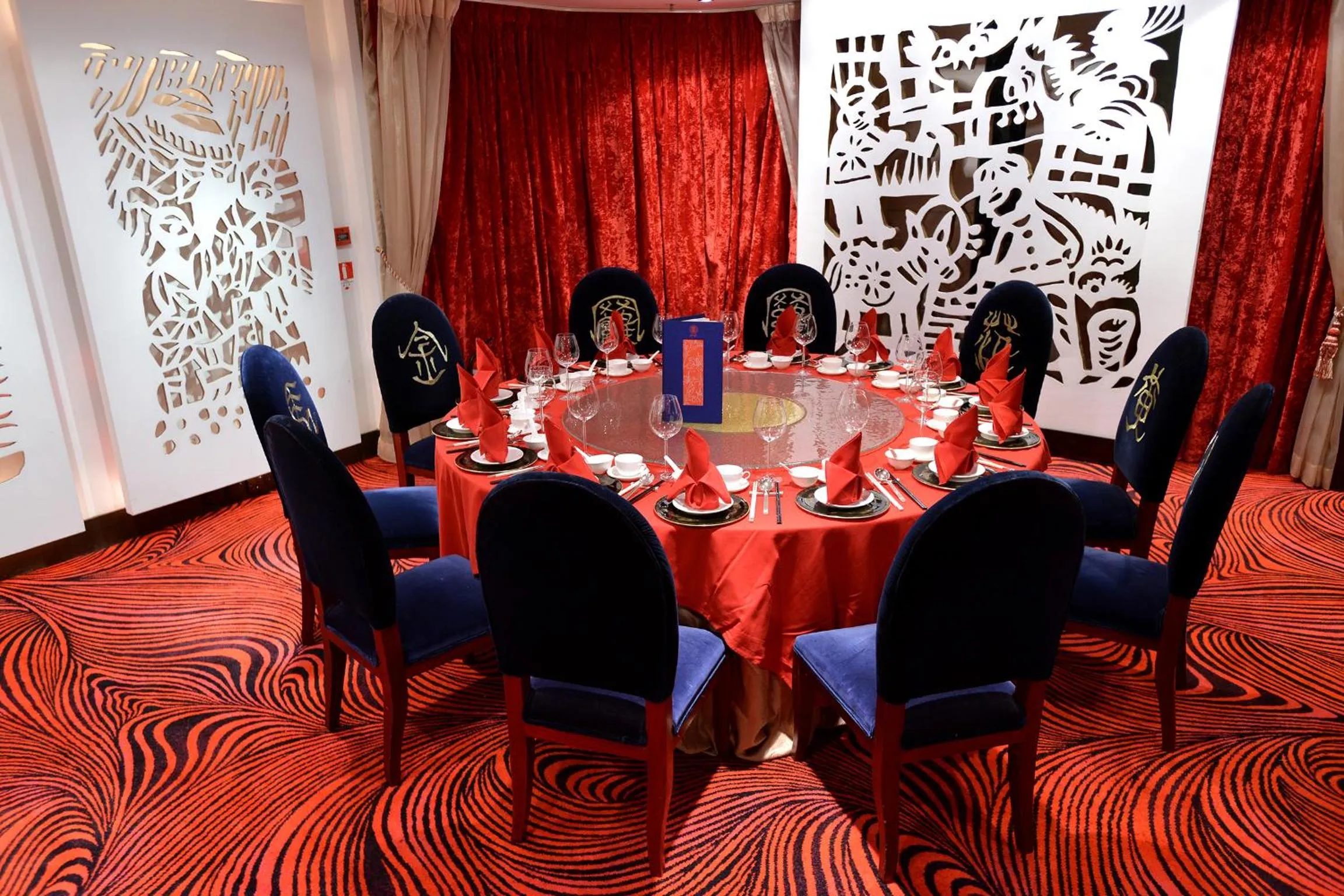 Lunch in Regal Airport Hotel