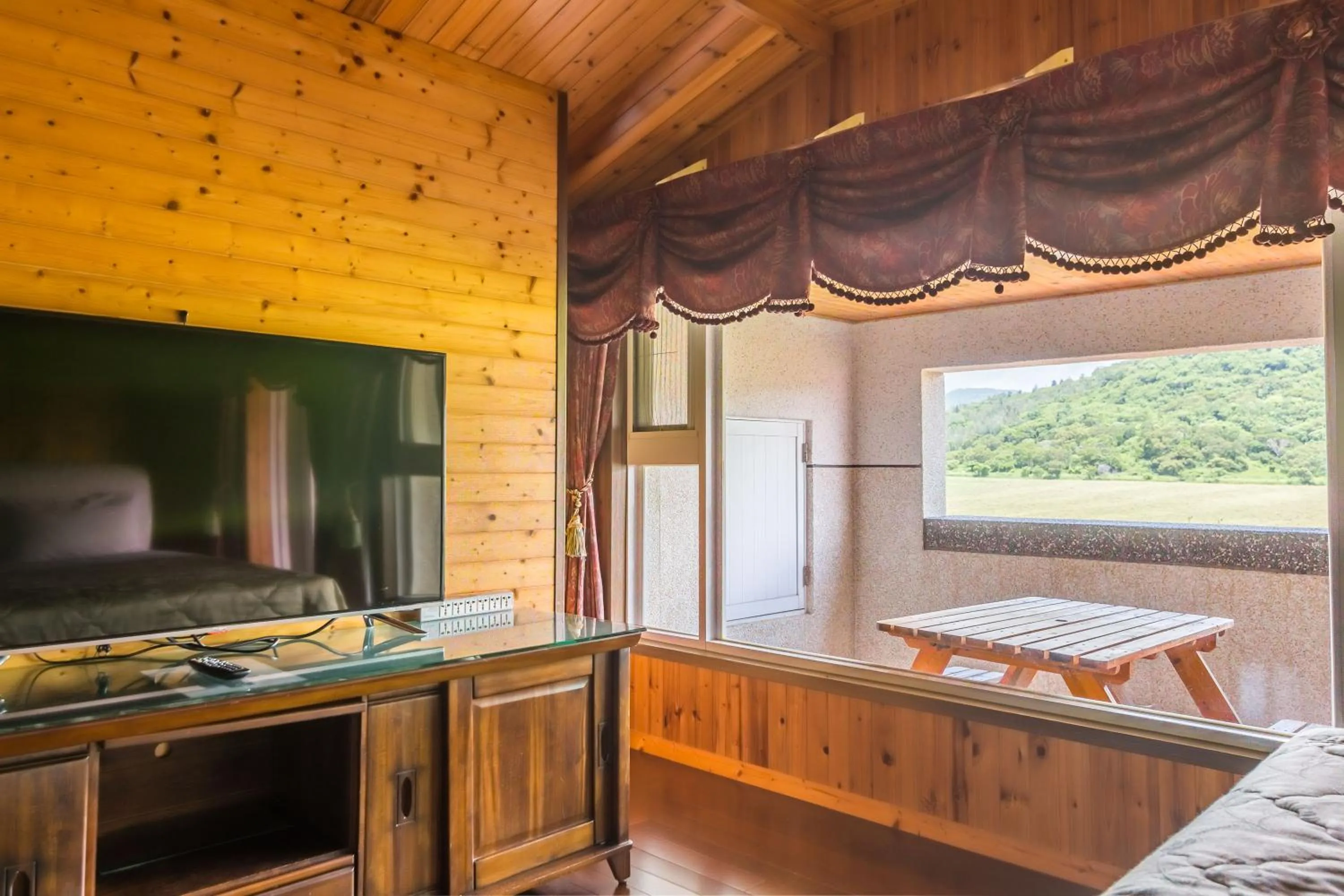 TV and multimedia in Kenting Maya-House B&B