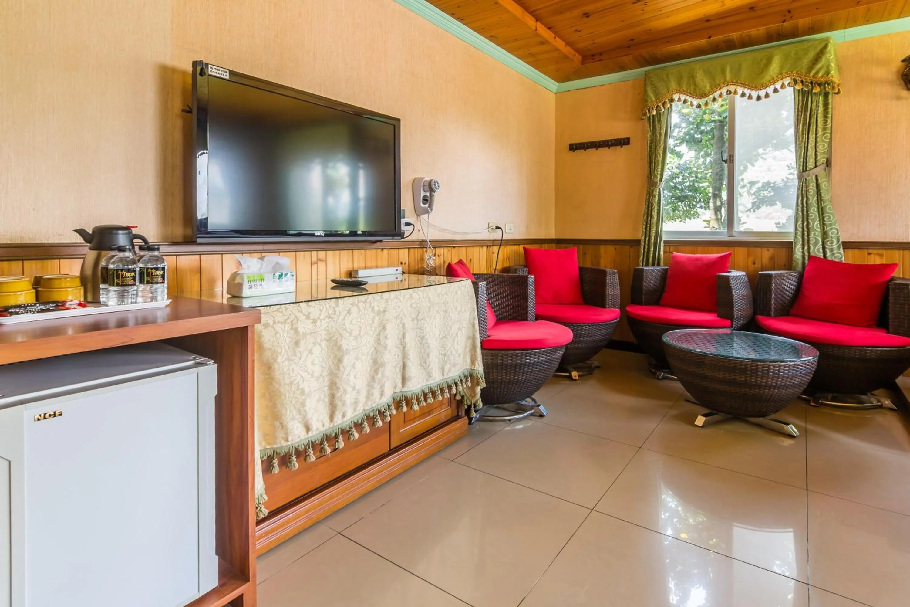 American breakfast in Kenting Maya-House B&B