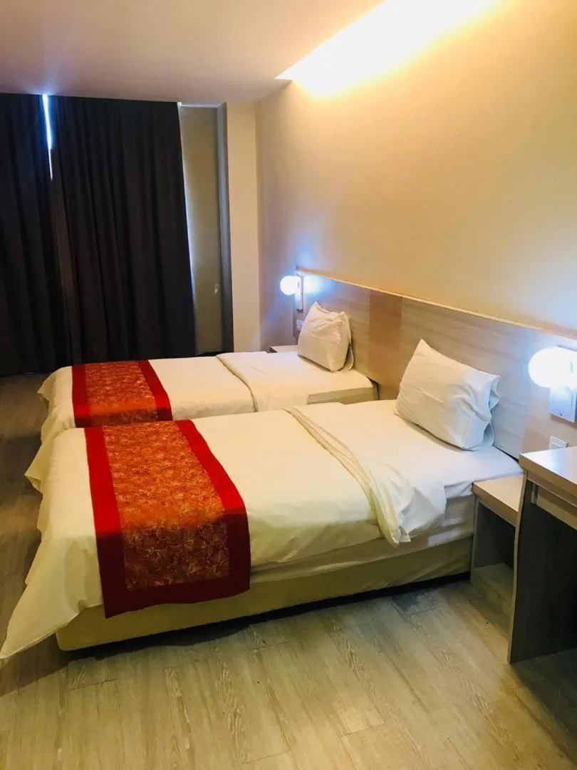 Bed in N&L HOTEL KUALA TERENGGANU