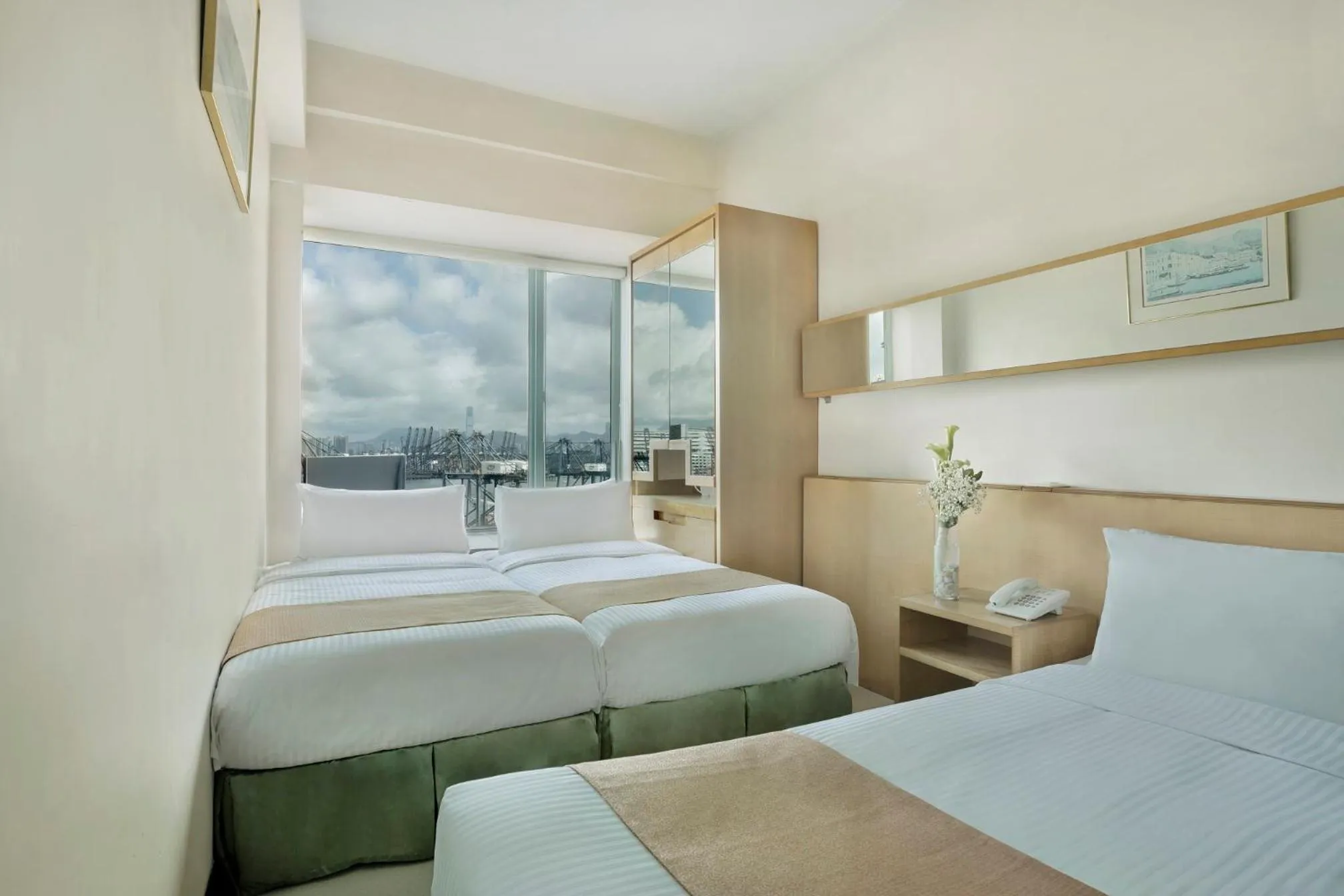 Bedroom, Bed in Rambler Garden Hotel