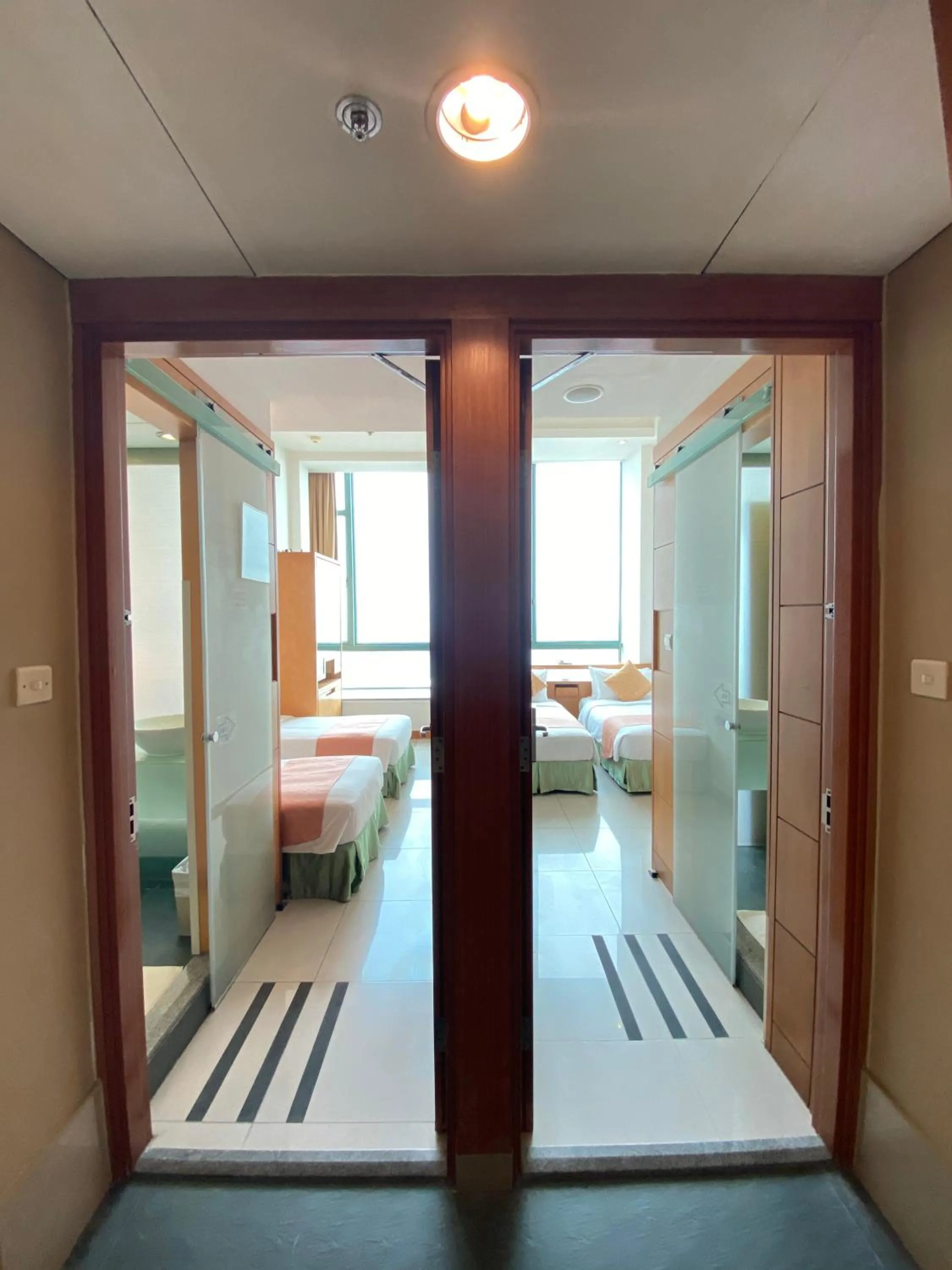 Bedroom, Bed in Rambler Garden Hotel