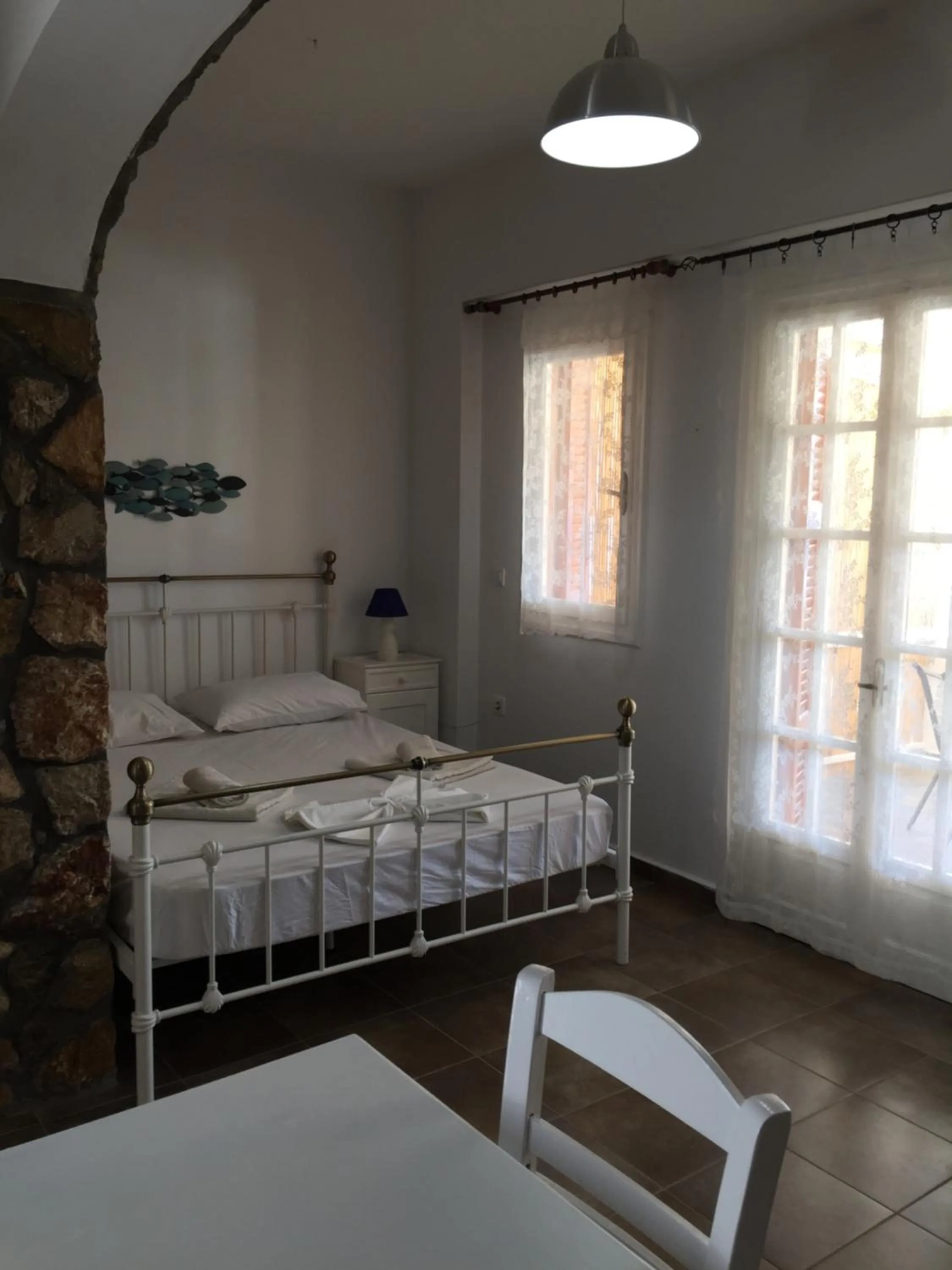 Bed in Vareladiko studios