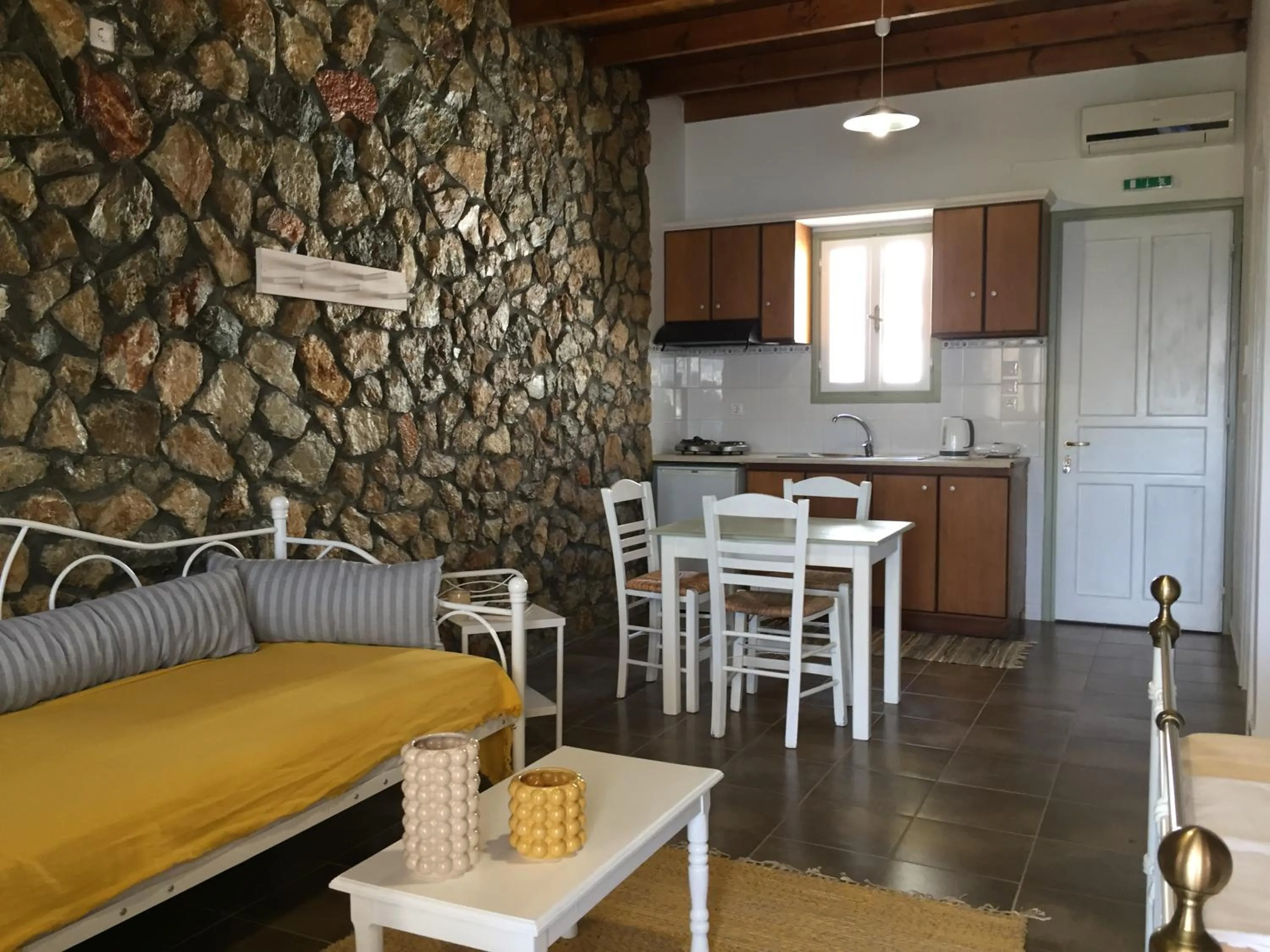 Bed in Vareladiko studios