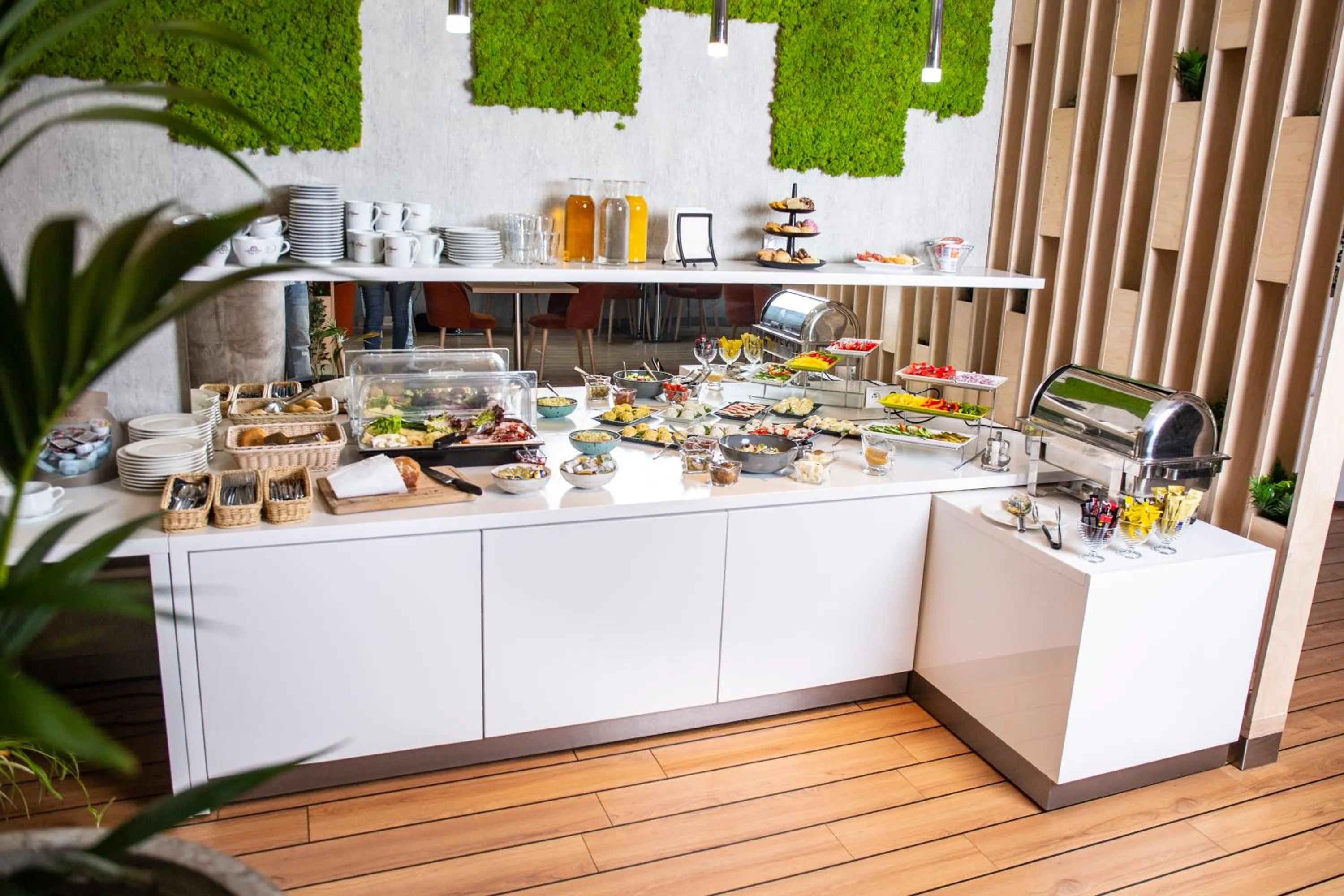 Restaurant/places to eat in Hotel Bażantowo Sport