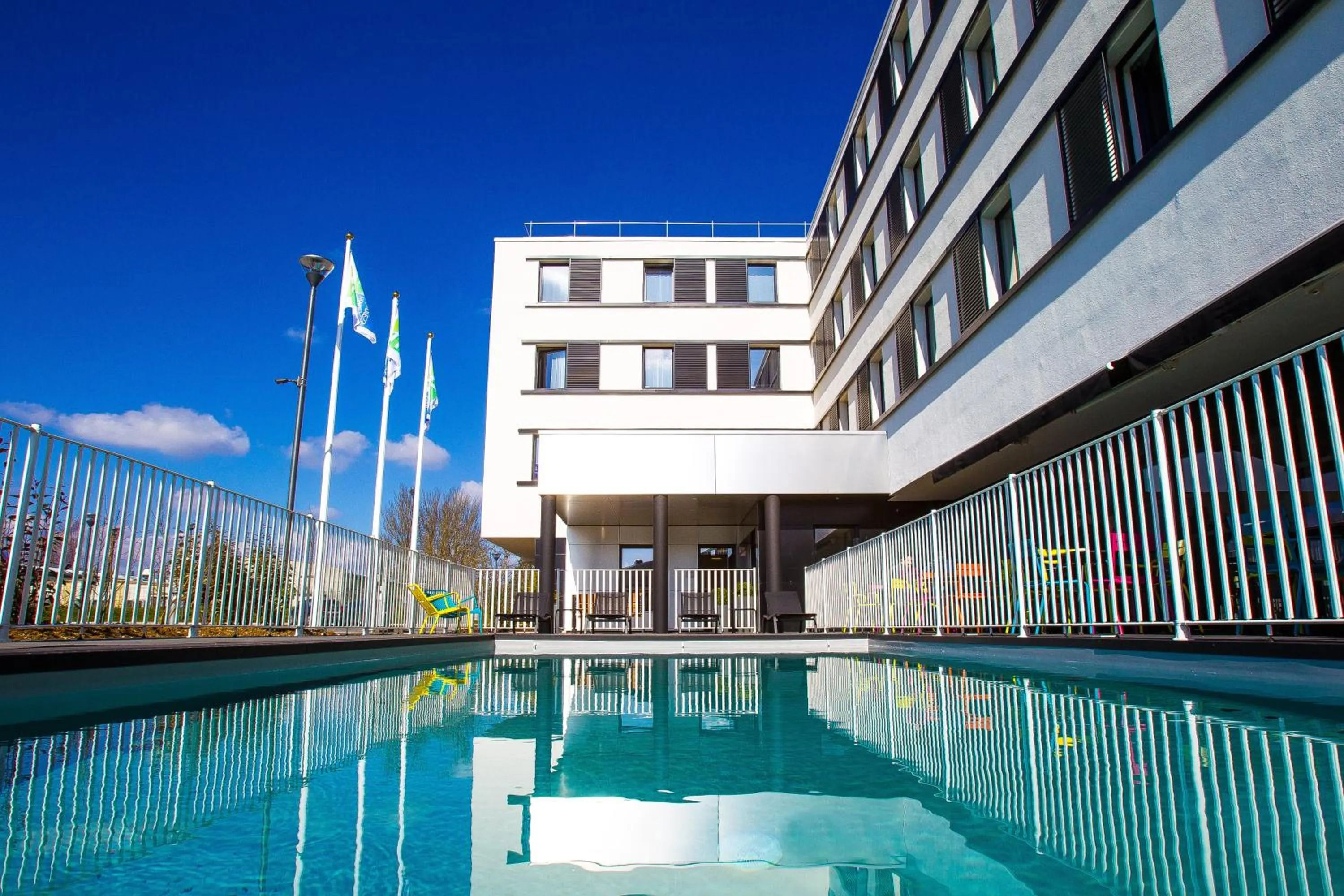 Swimming pool in Holiday Inn Express Dijon by IHG
