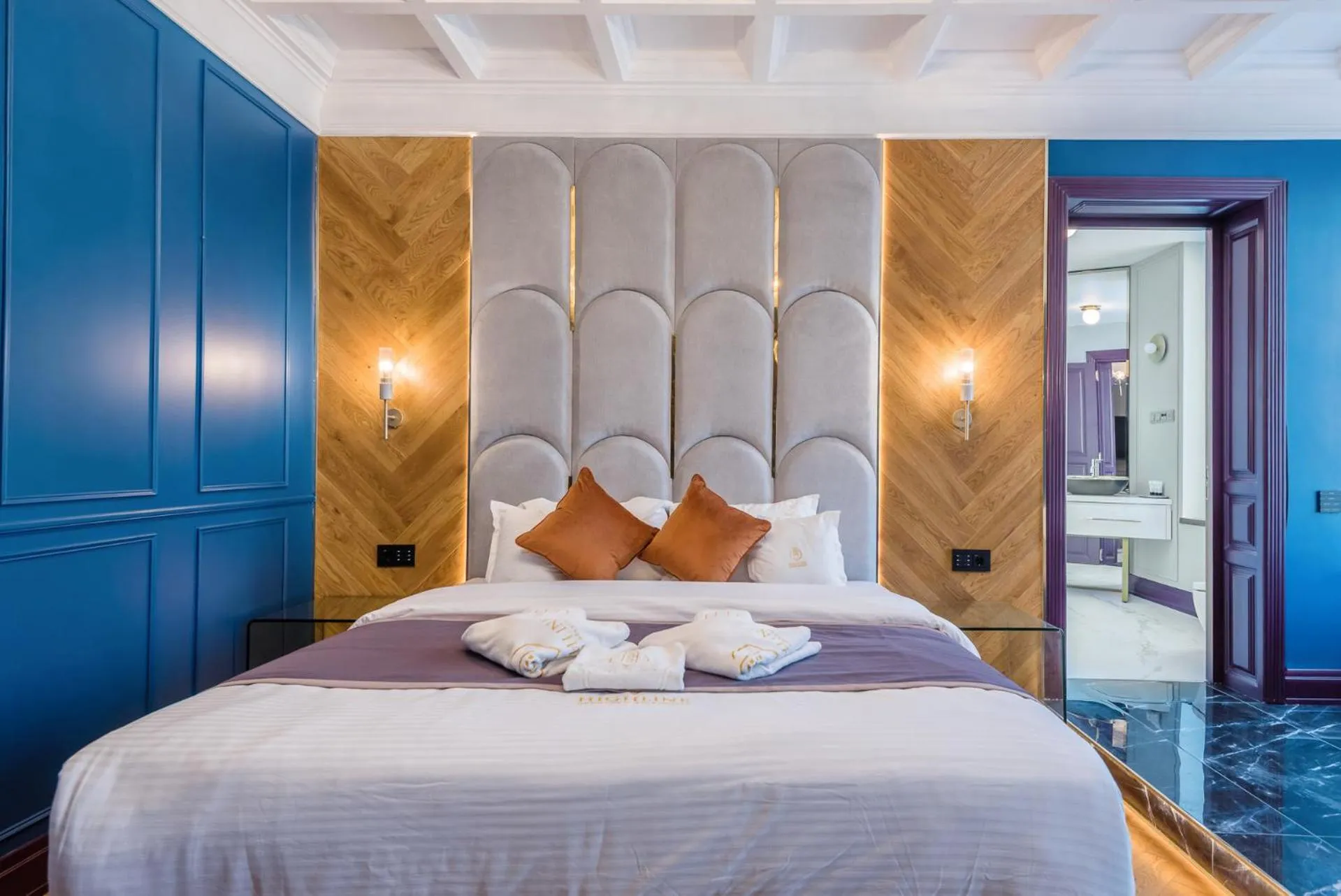 Bedroom, Bed in HIGHLINE DOWNTOWN ApartHotel OLDTOWN UNIRII SQUARE