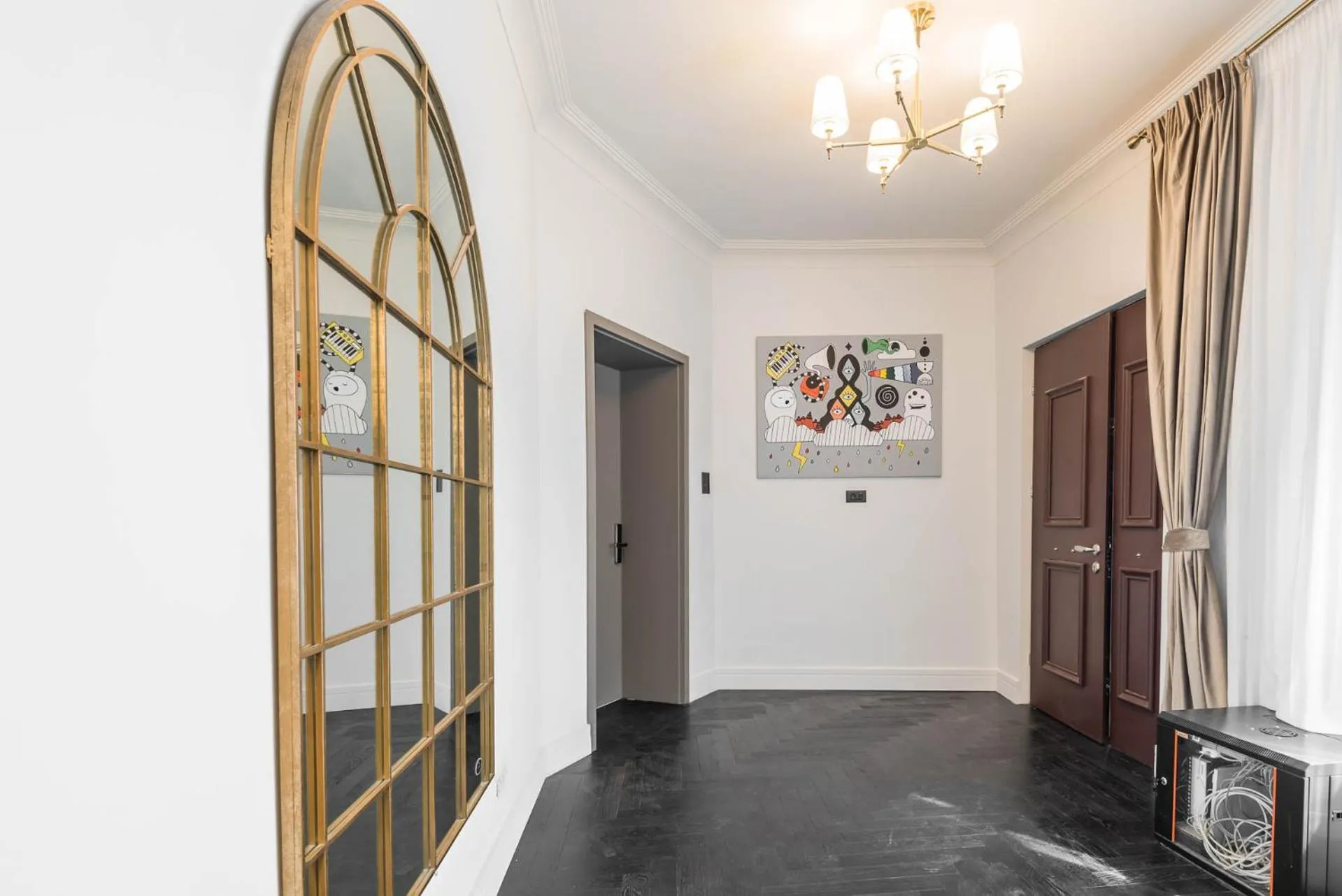 Property building in HIGHLINE DOWNTOWN ApartHotel OLDTOWN UNIRII SQUARE