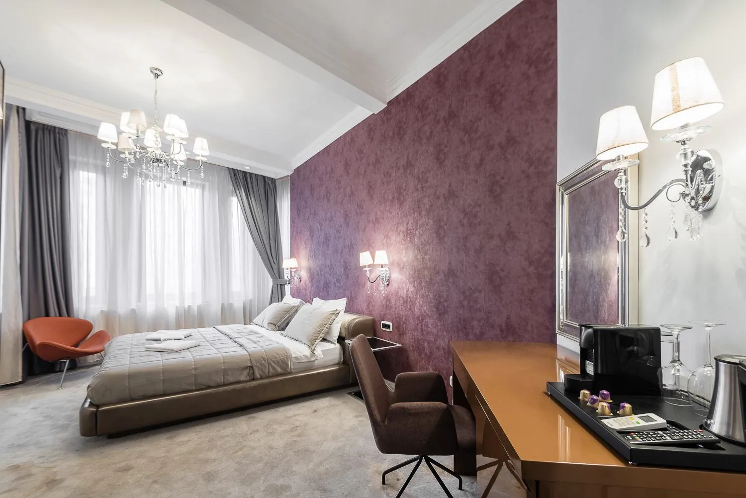 Bed in HIGHLINE DOWNTOWN ApartHotel OLDTOWN UNIRII SQUARE