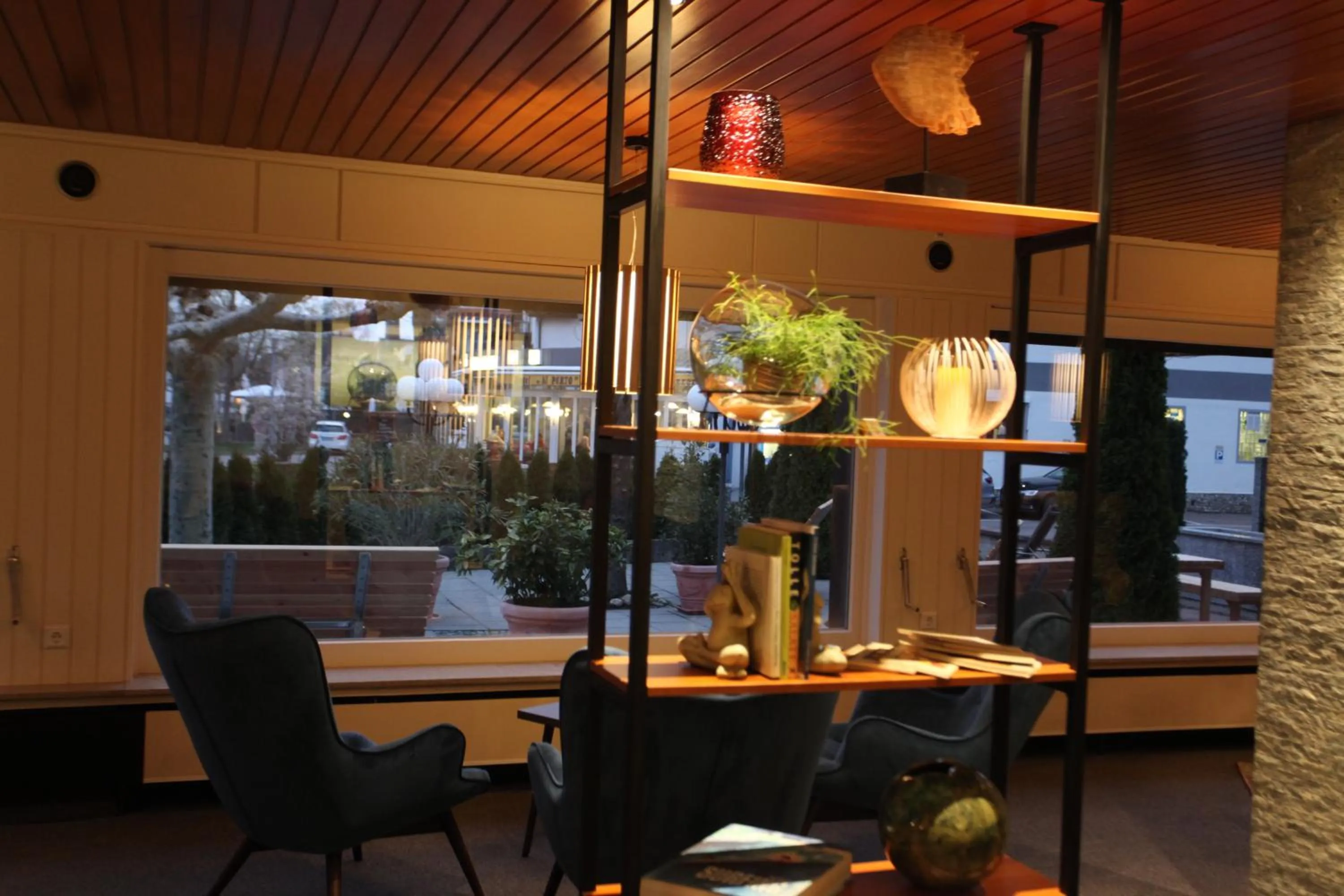 Lounge or bar in Hotel Knaus am Hafen