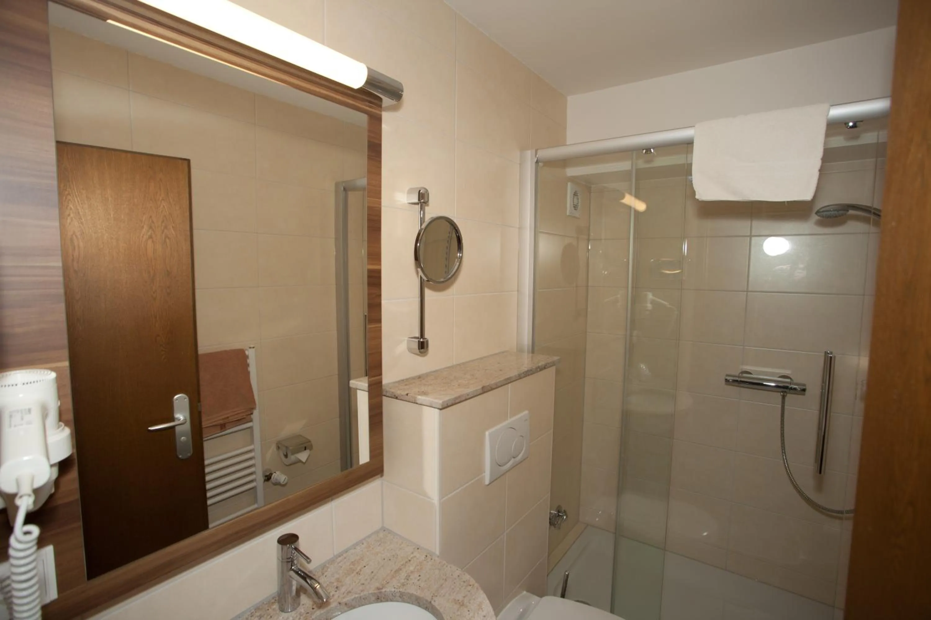 Bathroom in Hotel Knaus am Hafen