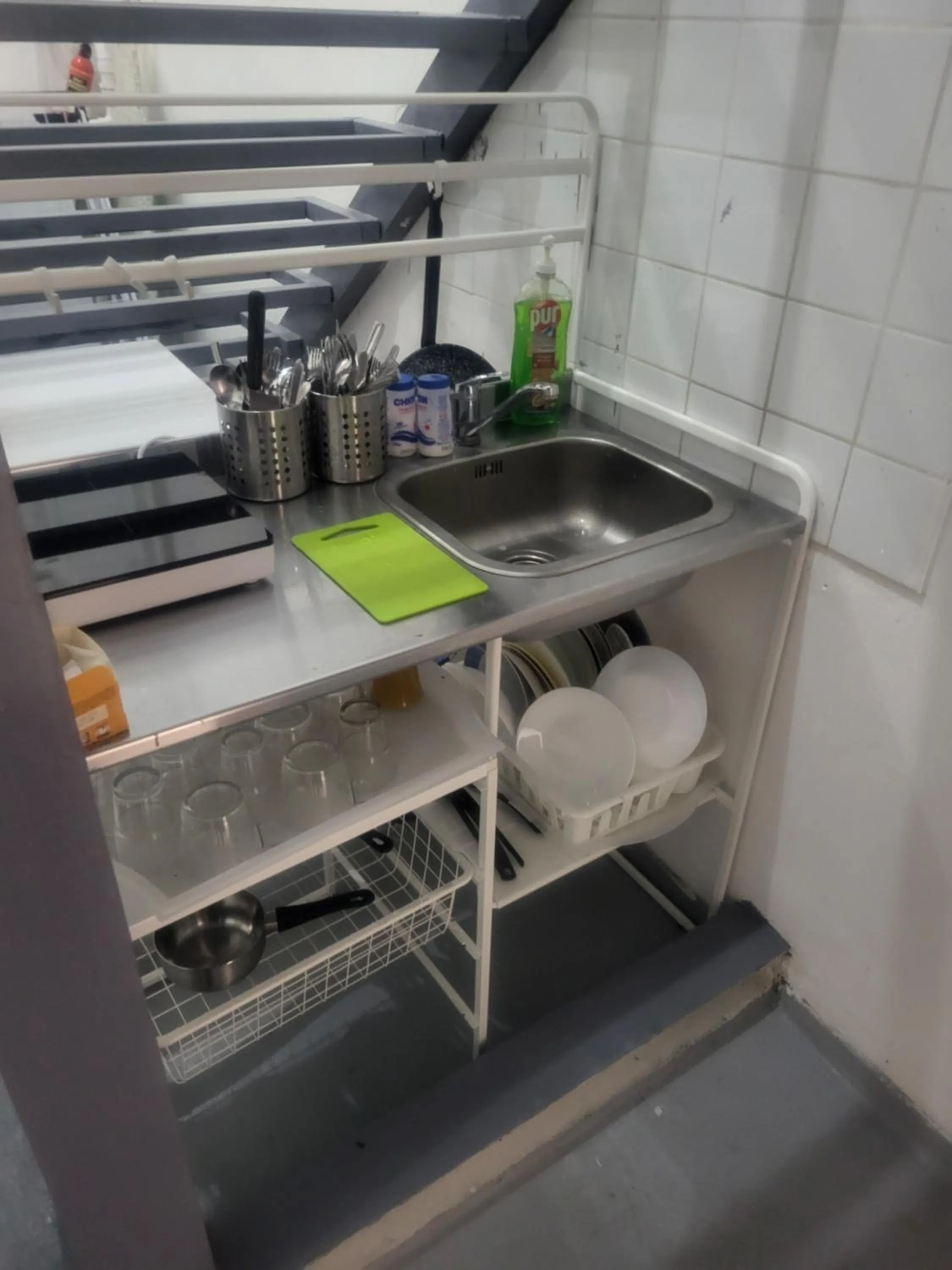 Kitchen or kitchenette in Sleepover City Center GuestRooms