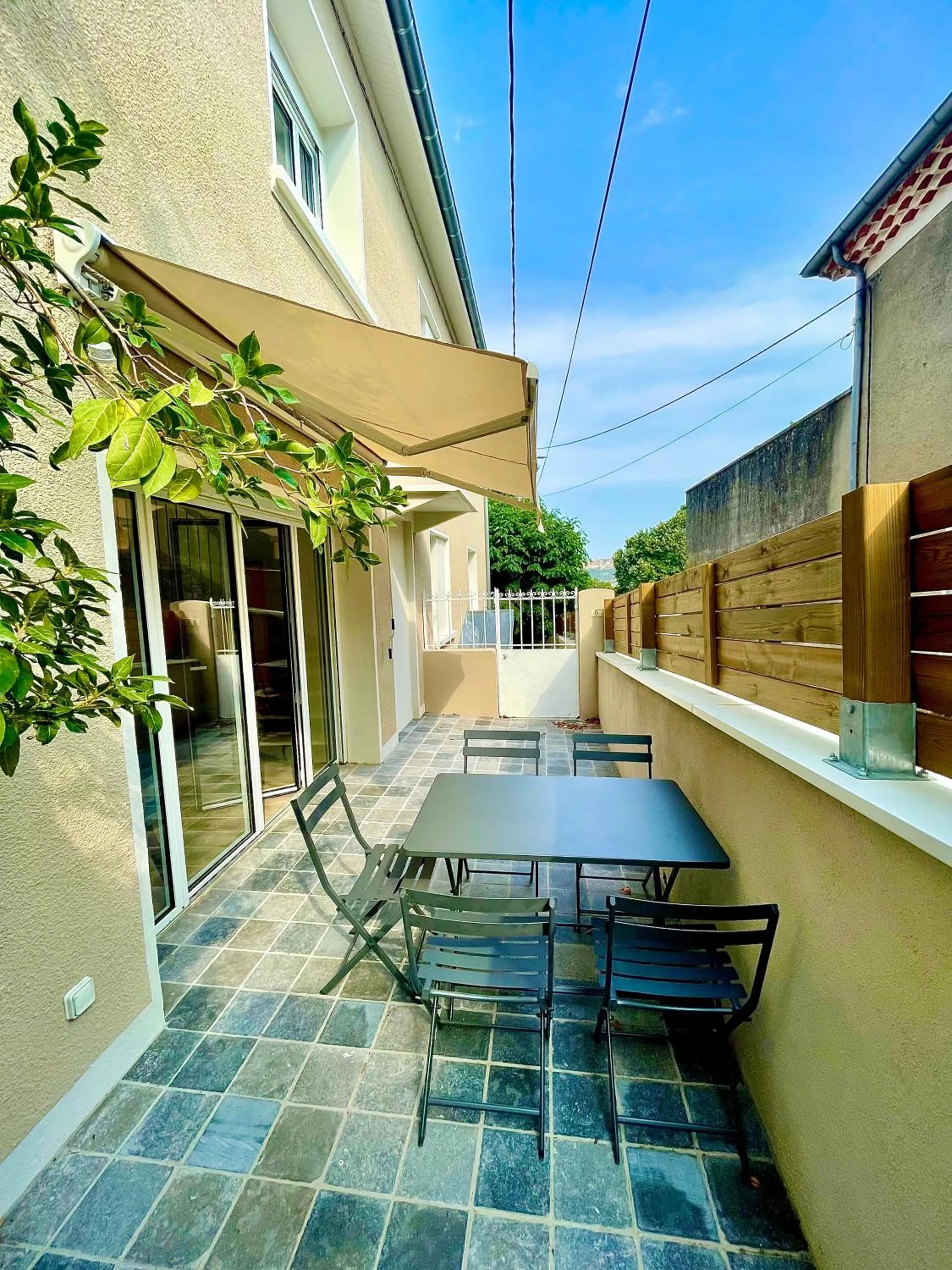 Duplex Suite in Villa Elisa M