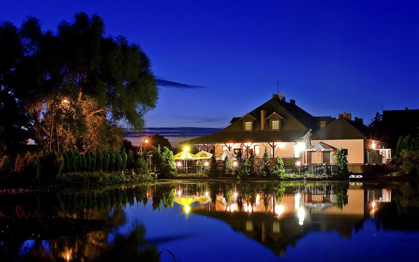 Facade/entrance in Hotel Nad Stawem