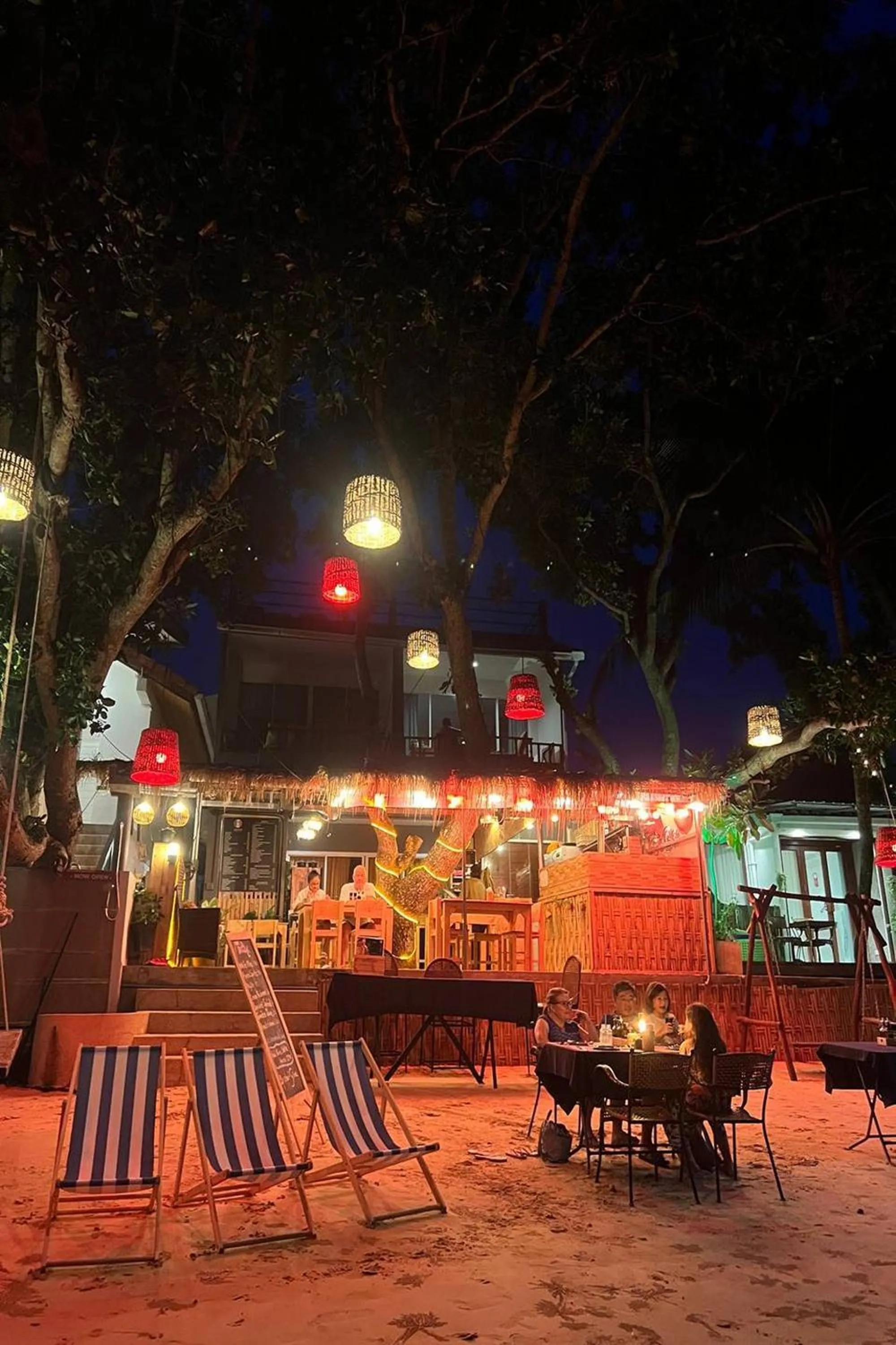 Restaurant/places to eat in Bliss Resort Krabi