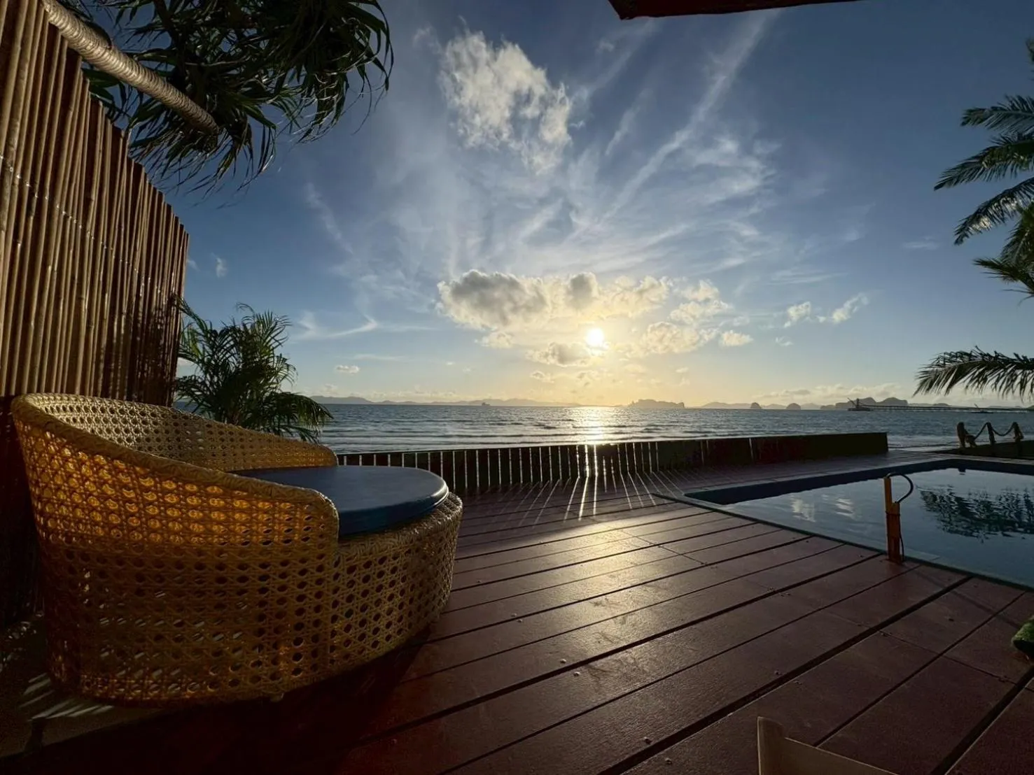 Swimming pool in Bliss Resort Krabi