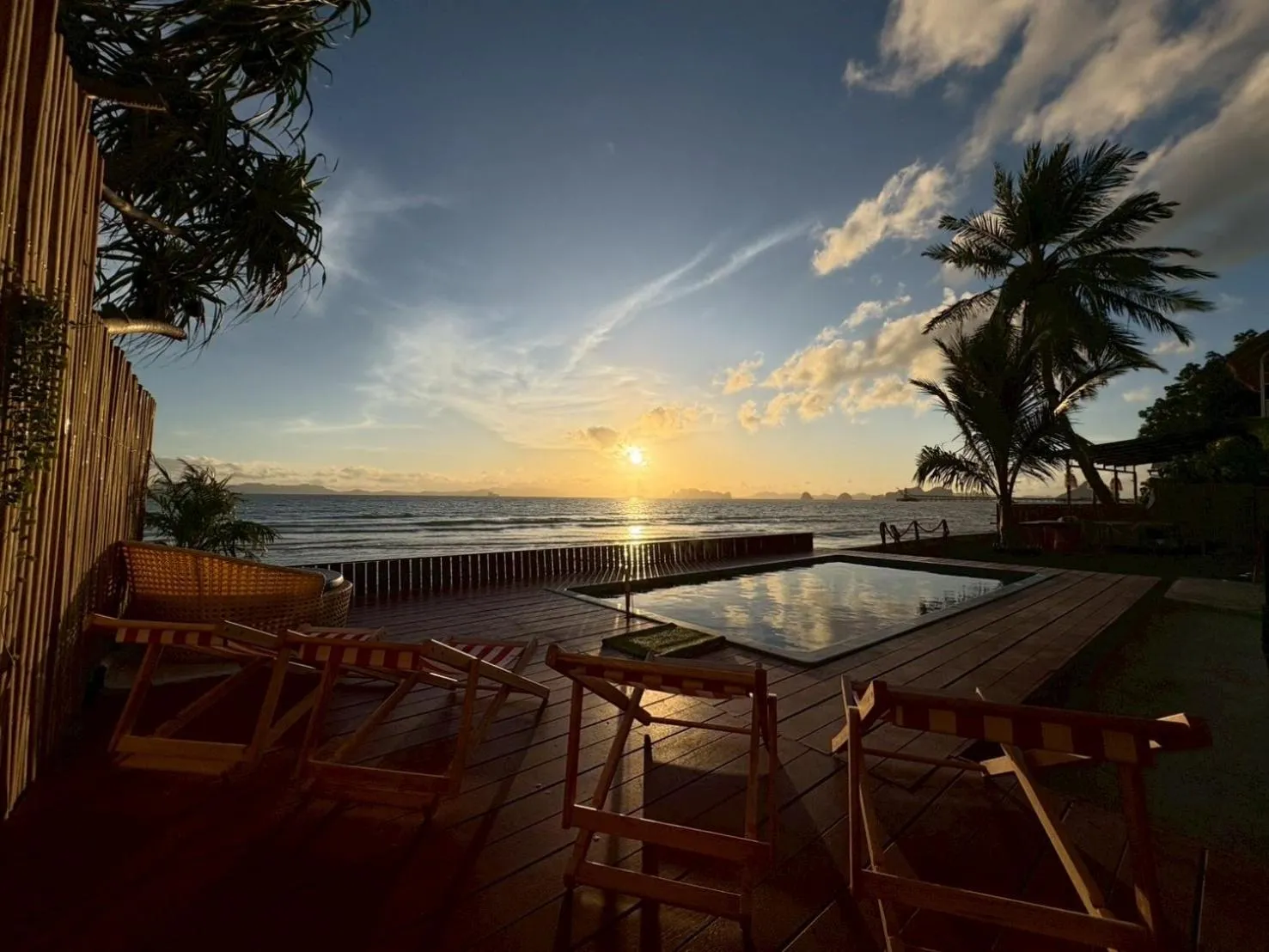 Swimming pool in Bliss Resort Krabi