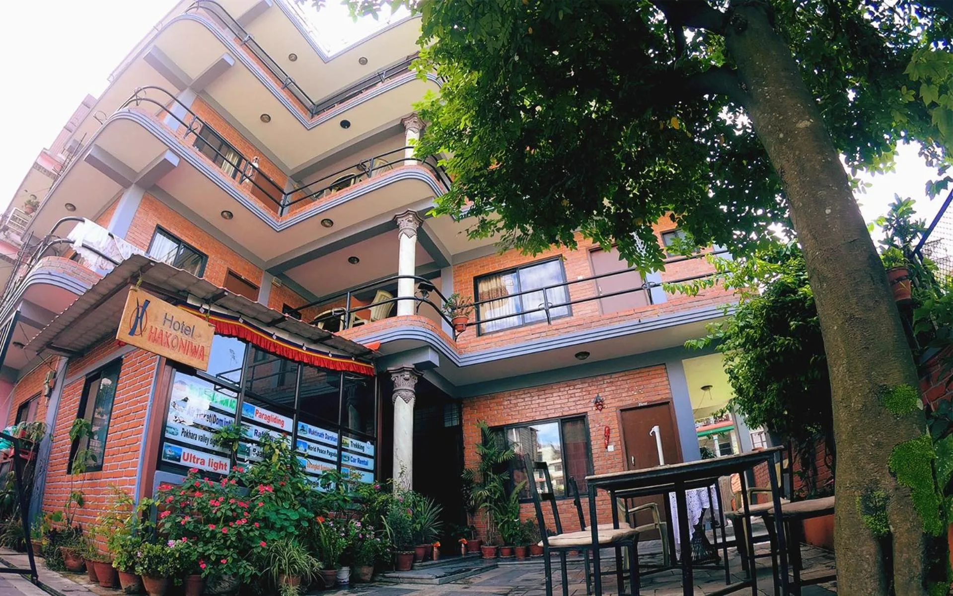 Facade/entrance in Hotel Hakoniwa