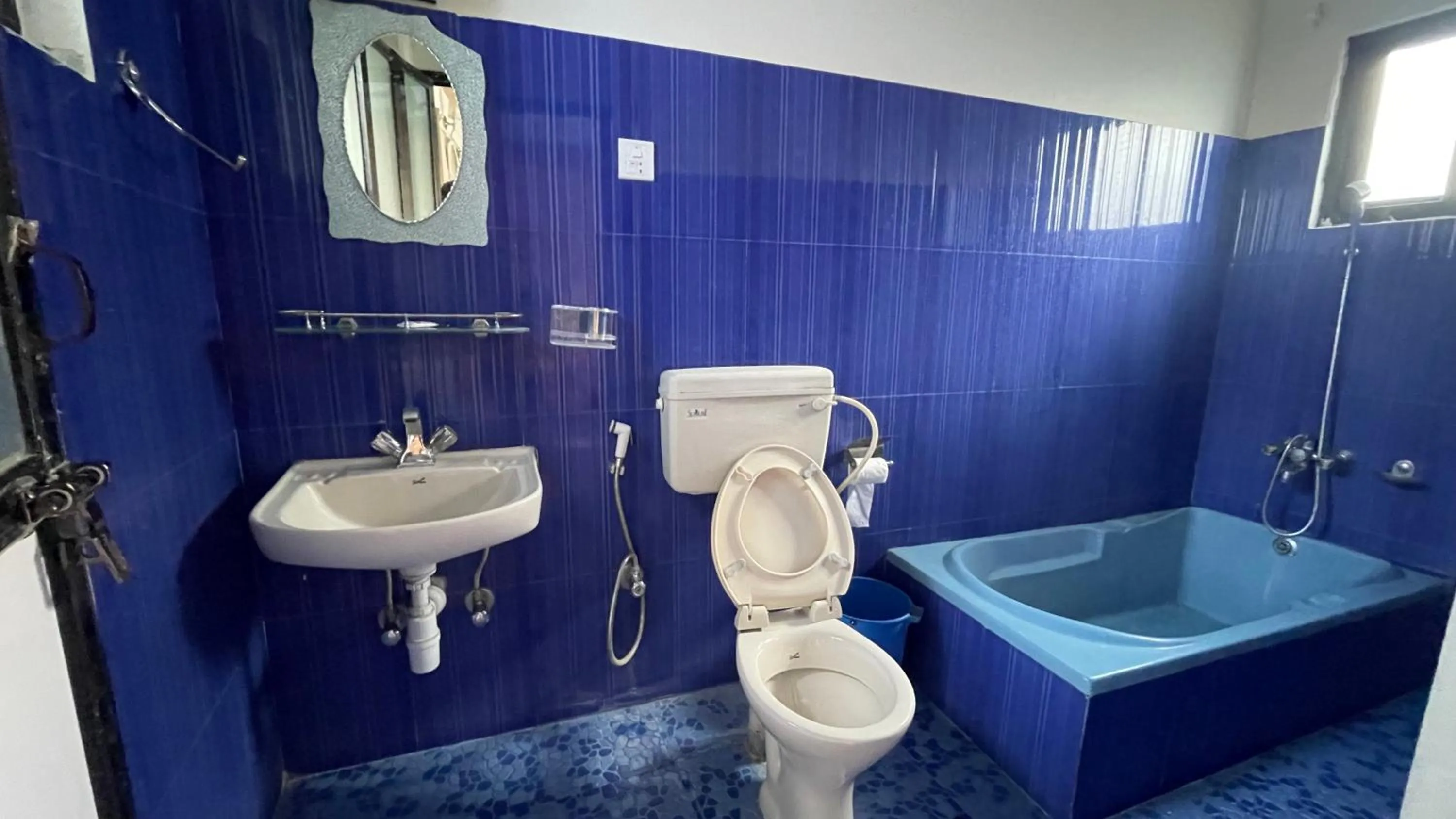 Shower in Hotel Hakoniwa