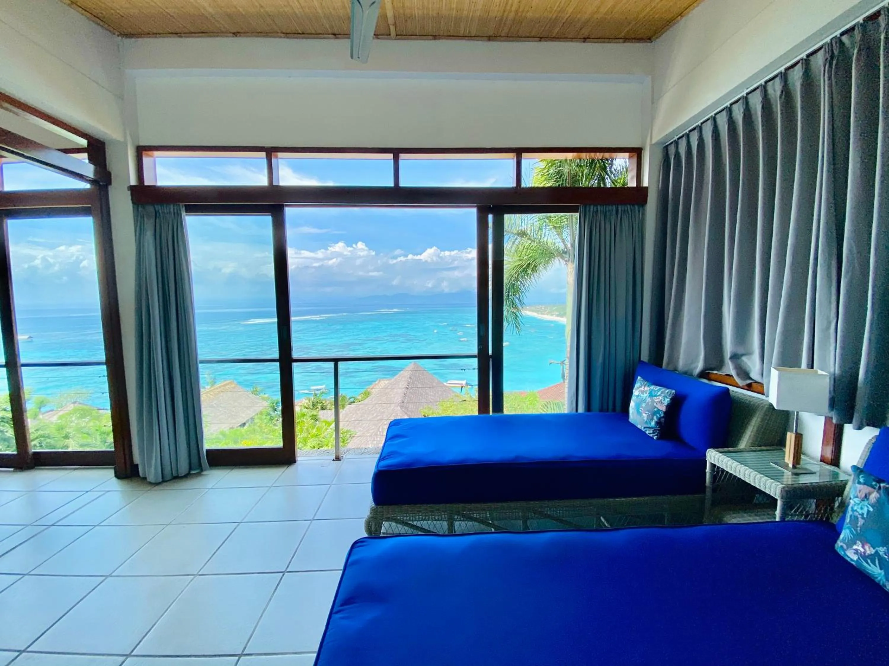 Bed in Lembongan Sanctuary Villas