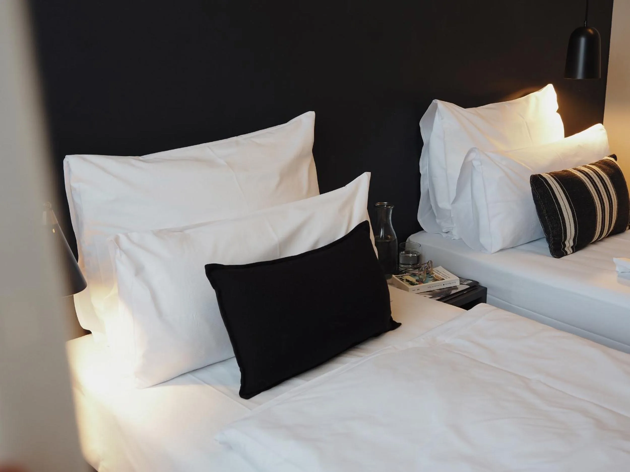 Photo of the whole room, Bed in Bold Hotel München Giesing