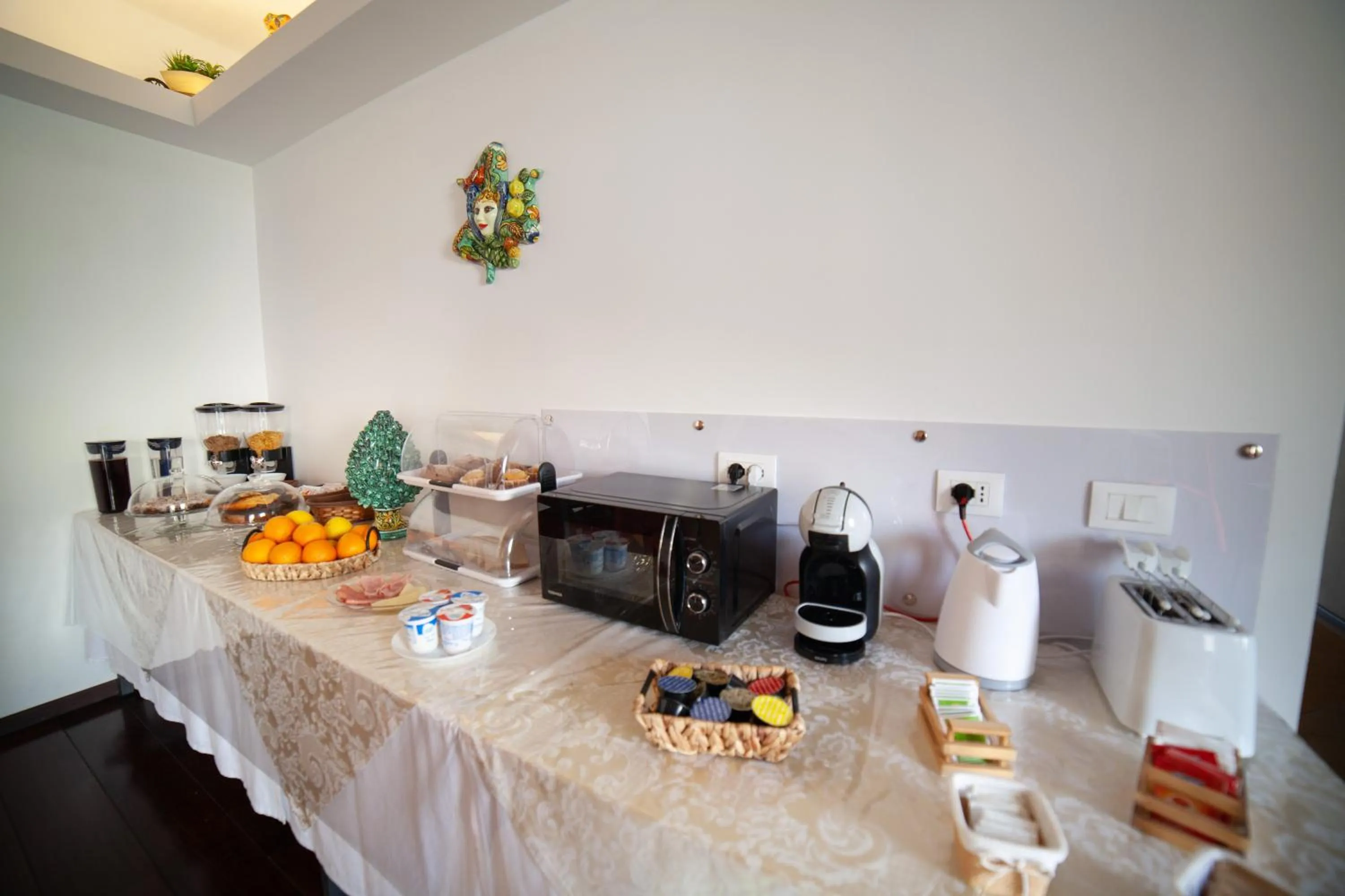 Communal lounge/ TV room in B&B Ninfeo Siracusa - Rooms & Breakfast