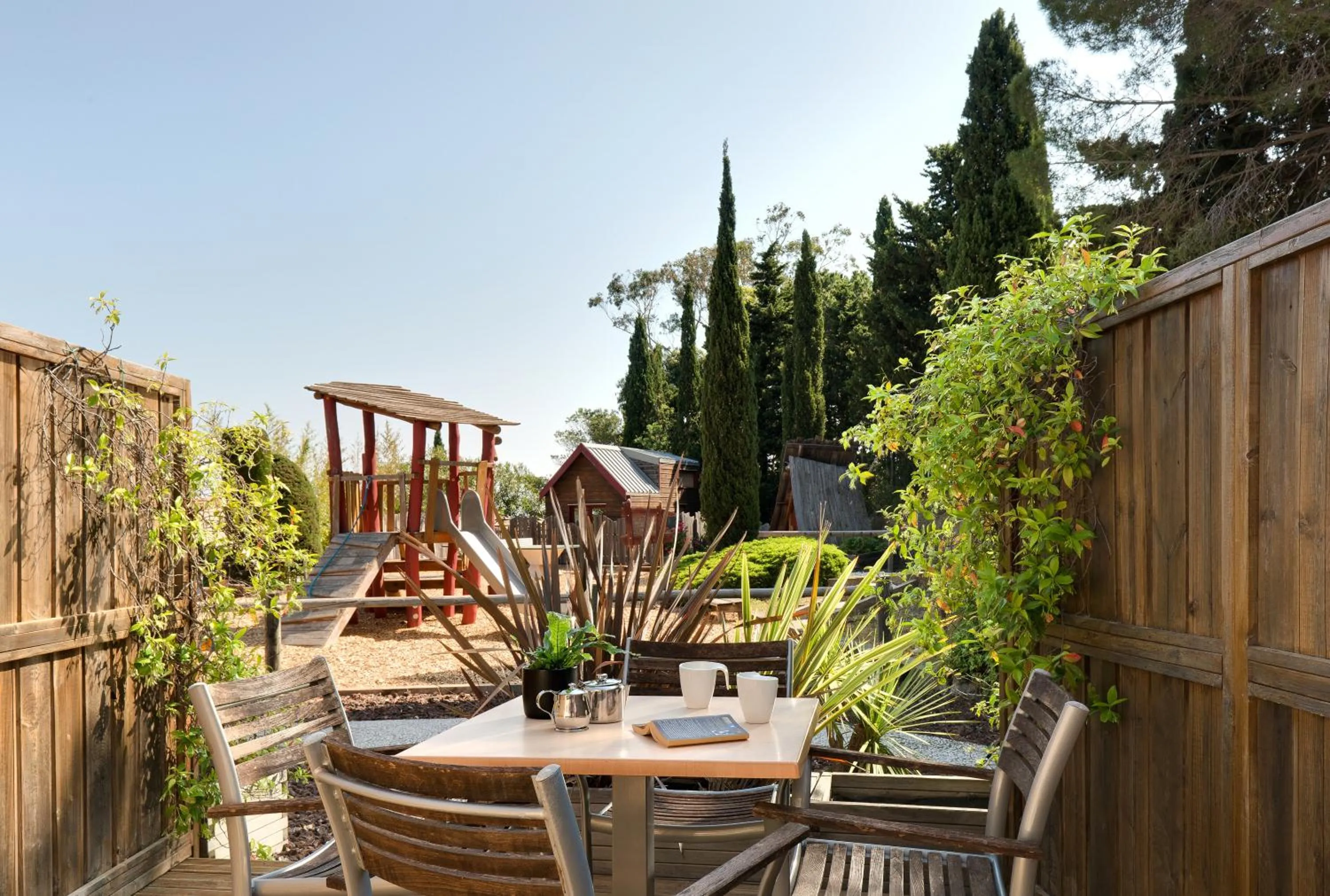 Patio in Hôtel & Spa Les Mouettes
