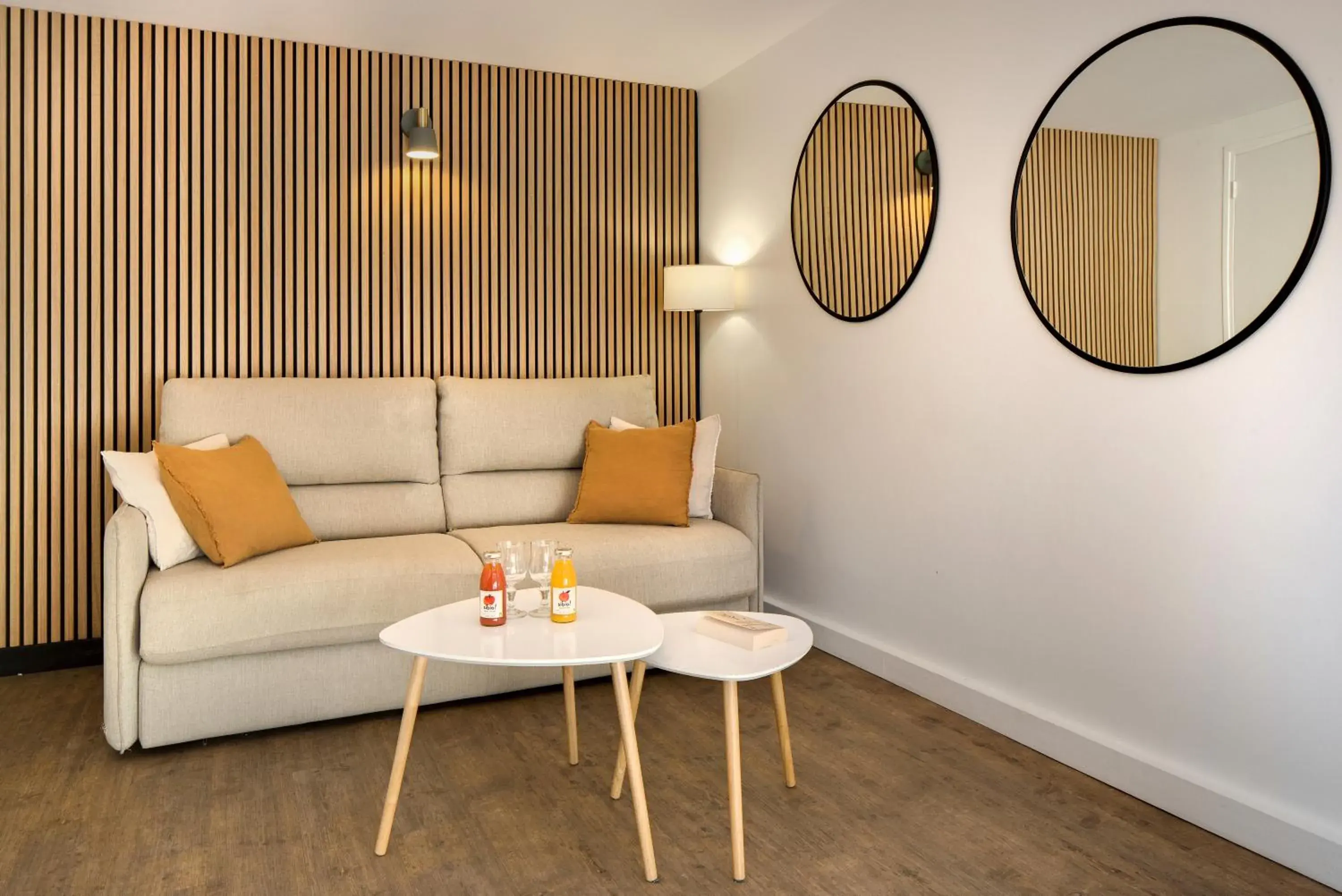 Junior Suite with Garden View in Hôtel & Spa Les Mouettes Junior Suite with Garden View in Hôtel & Spa Les Mouettes