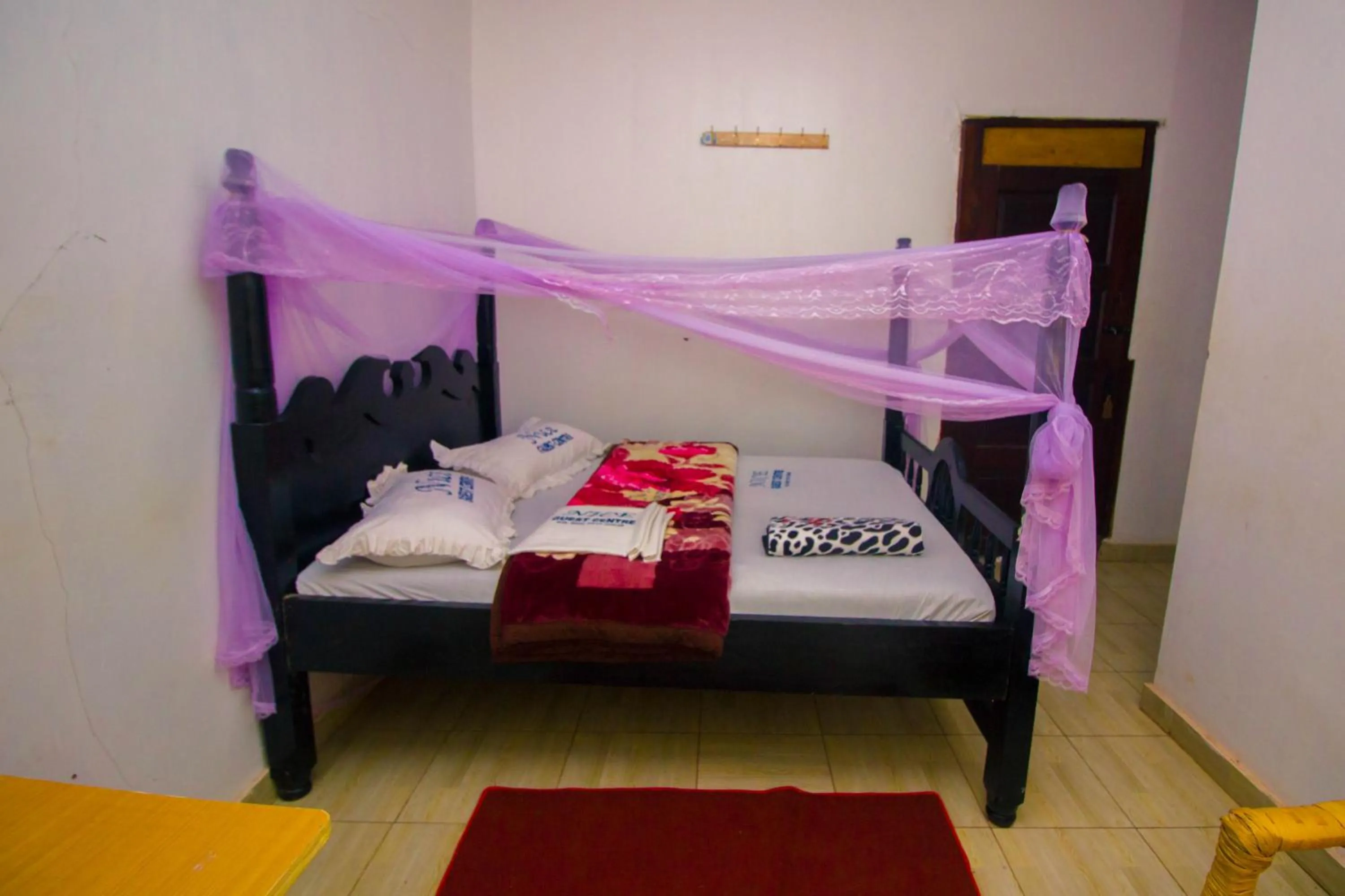 Bedroom in Nice Guest House