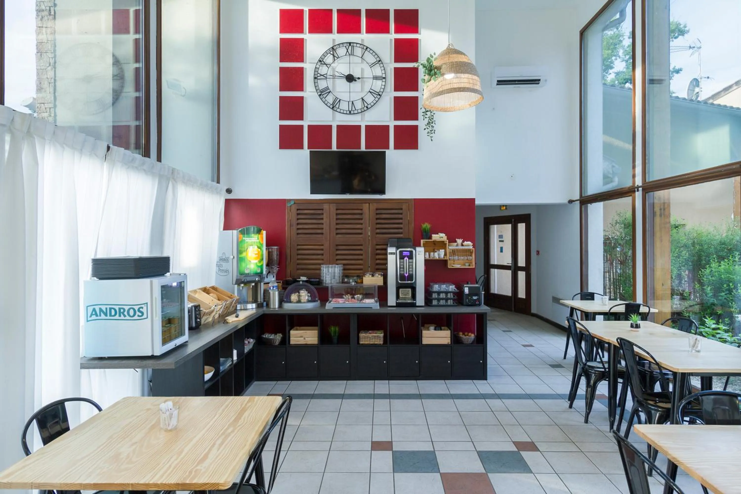 Breakfast in Garden & City Lyon - Marcy