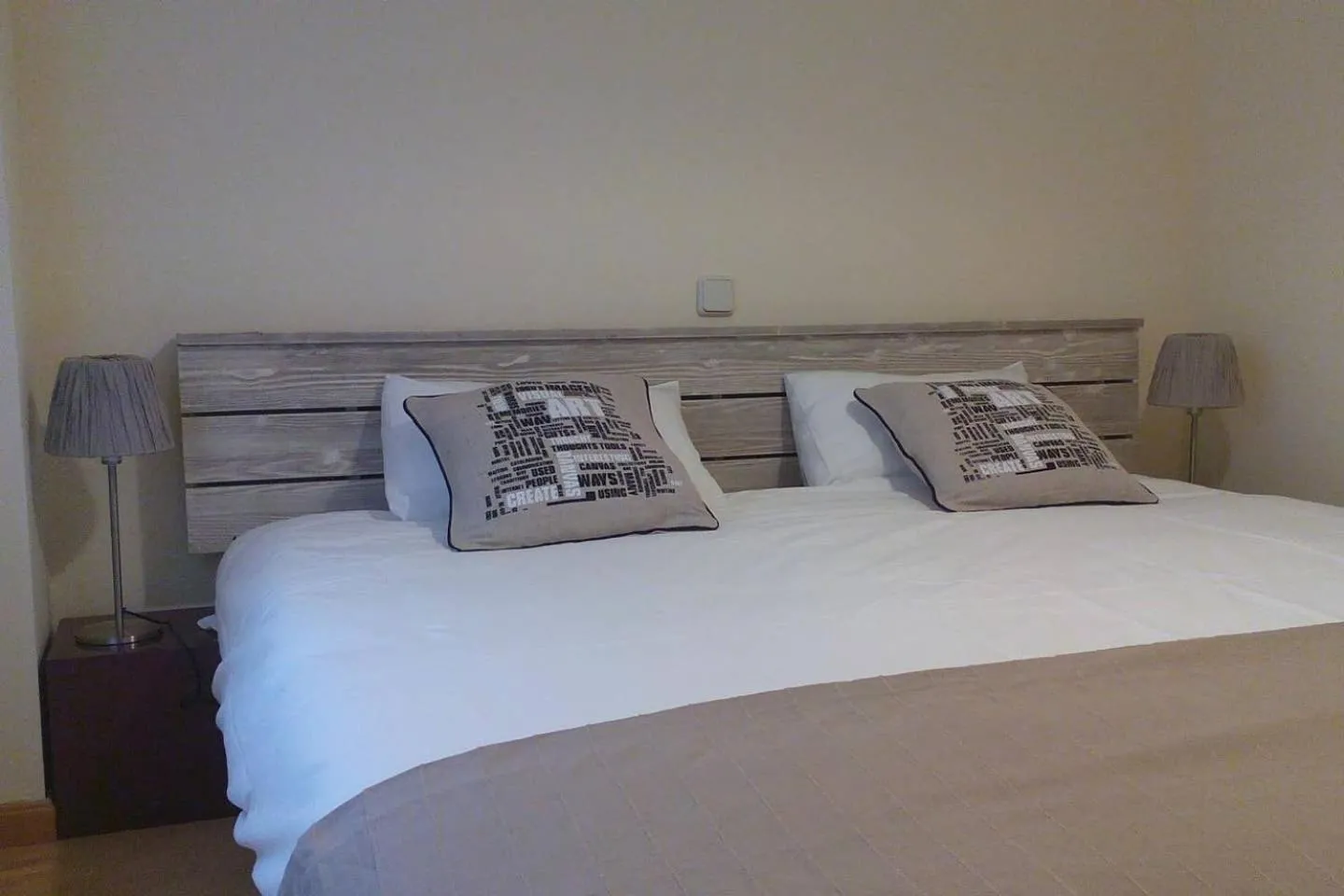 Bed in Martin Gamero Apartments