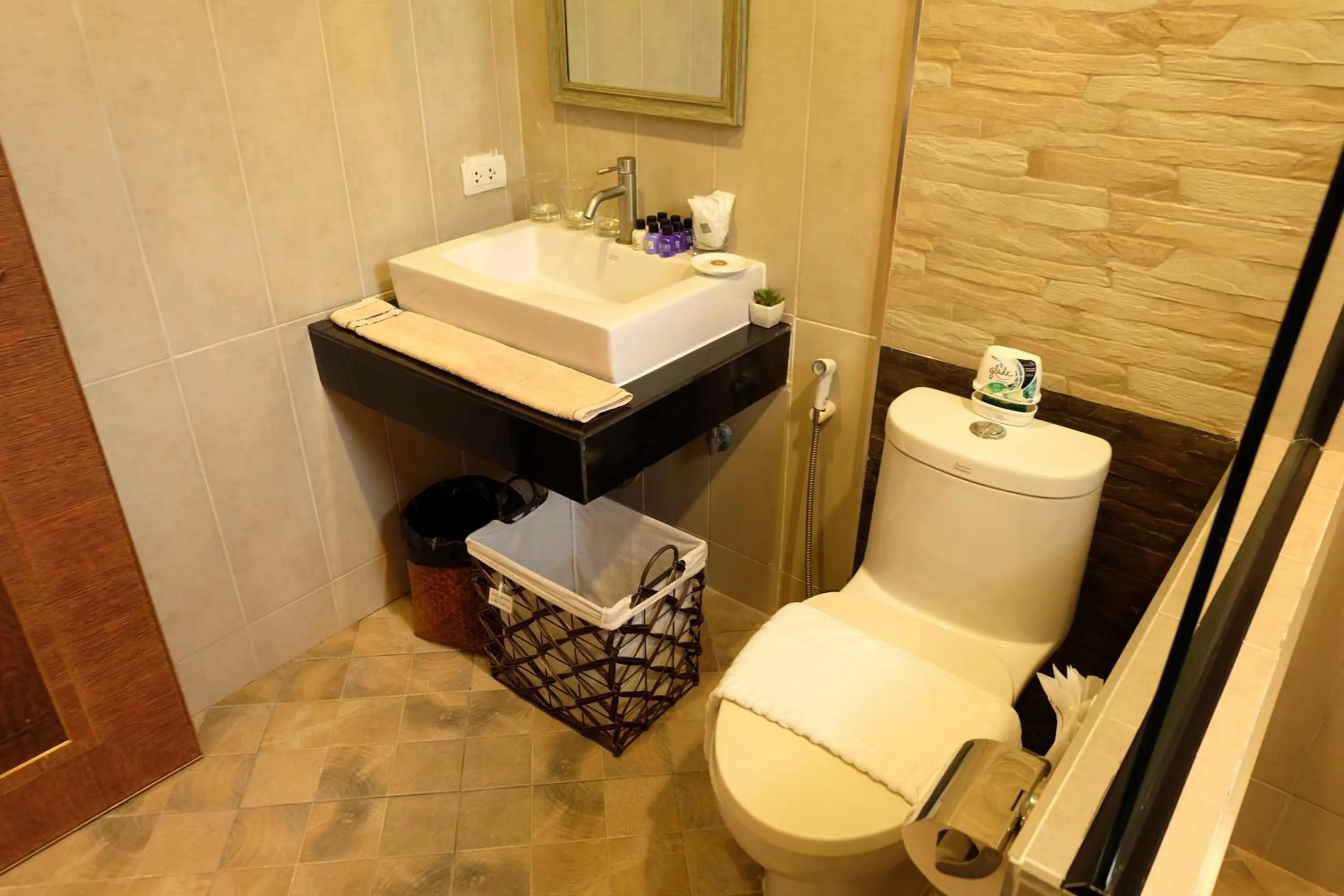 Namtok Sarika Resotel