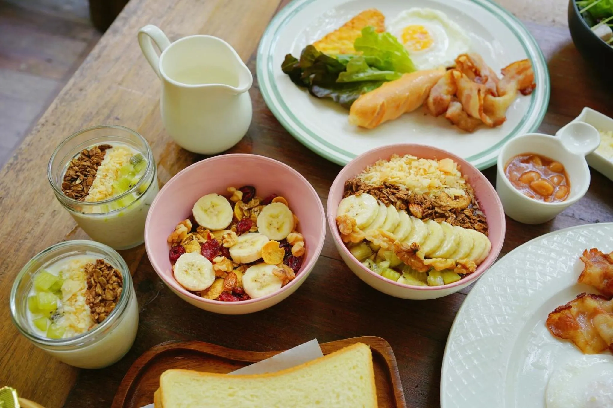 Food and drinks in Namtok Sarika Resotel