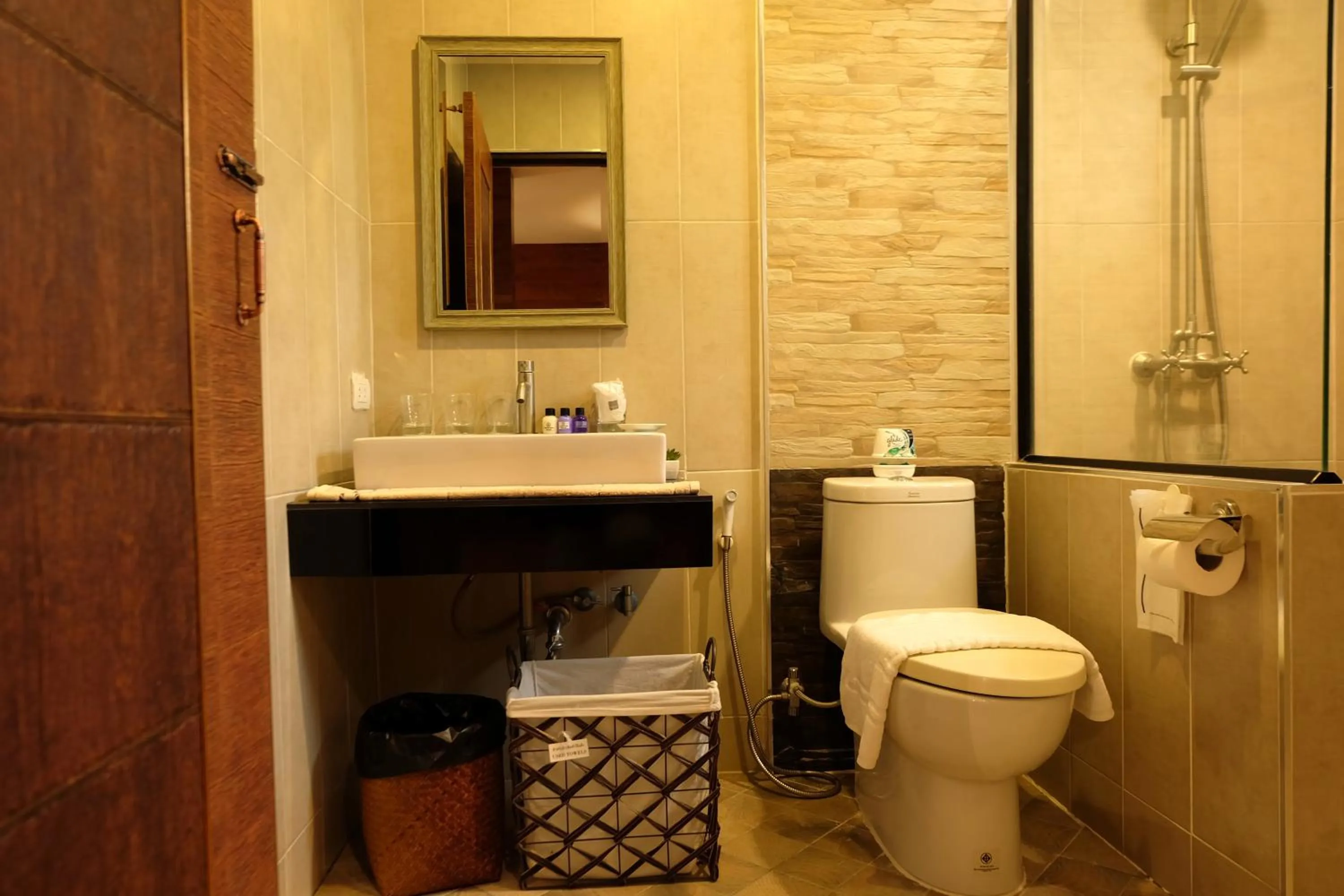 Namtok Sarika Resotel