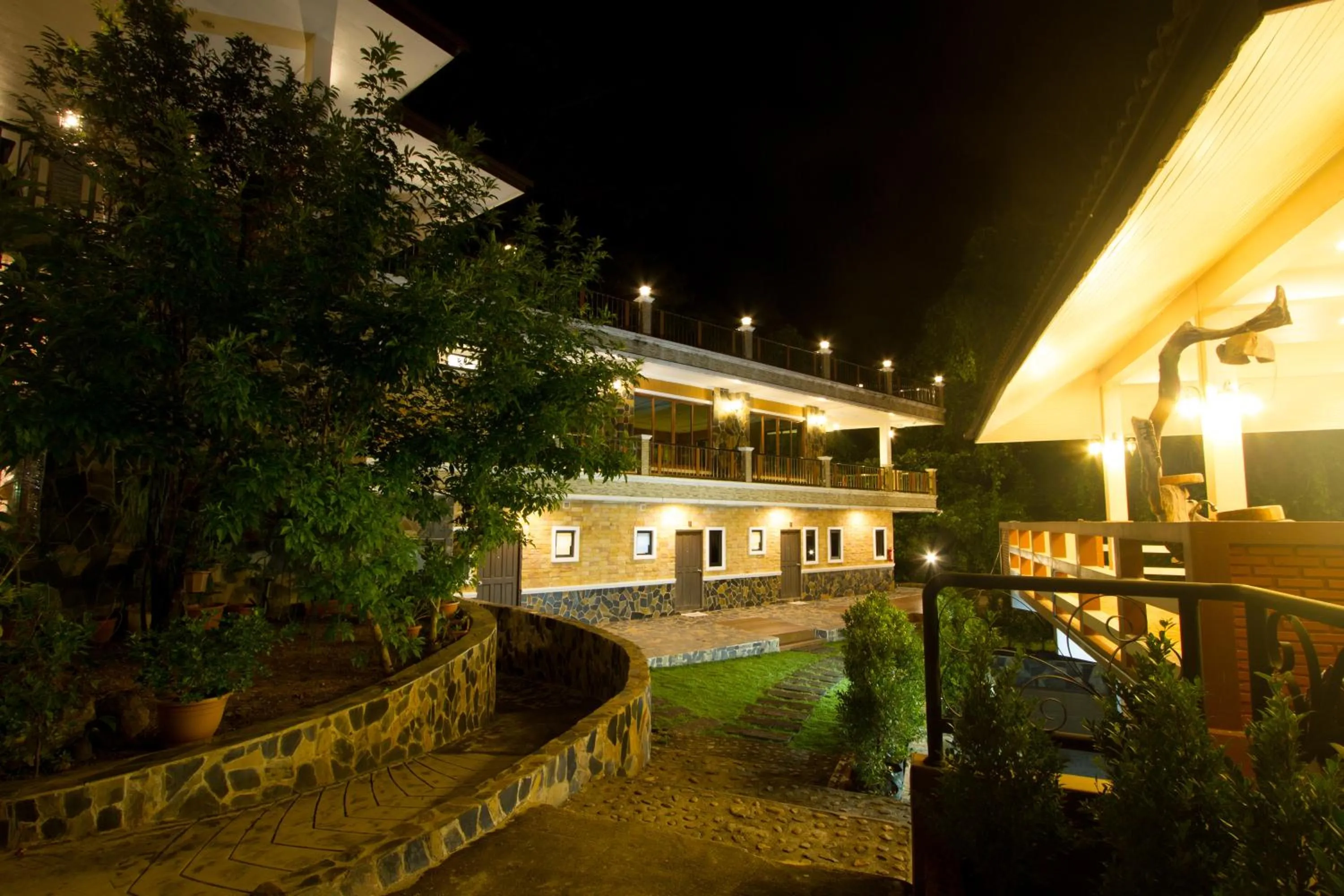 Property building in Namtok Sarika Resotel