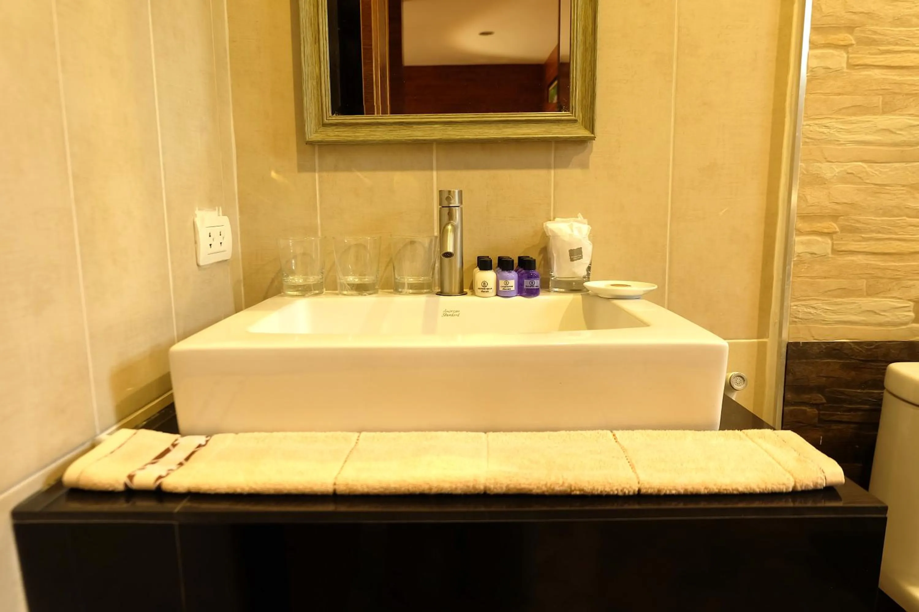 Namtok Sarika Resotel