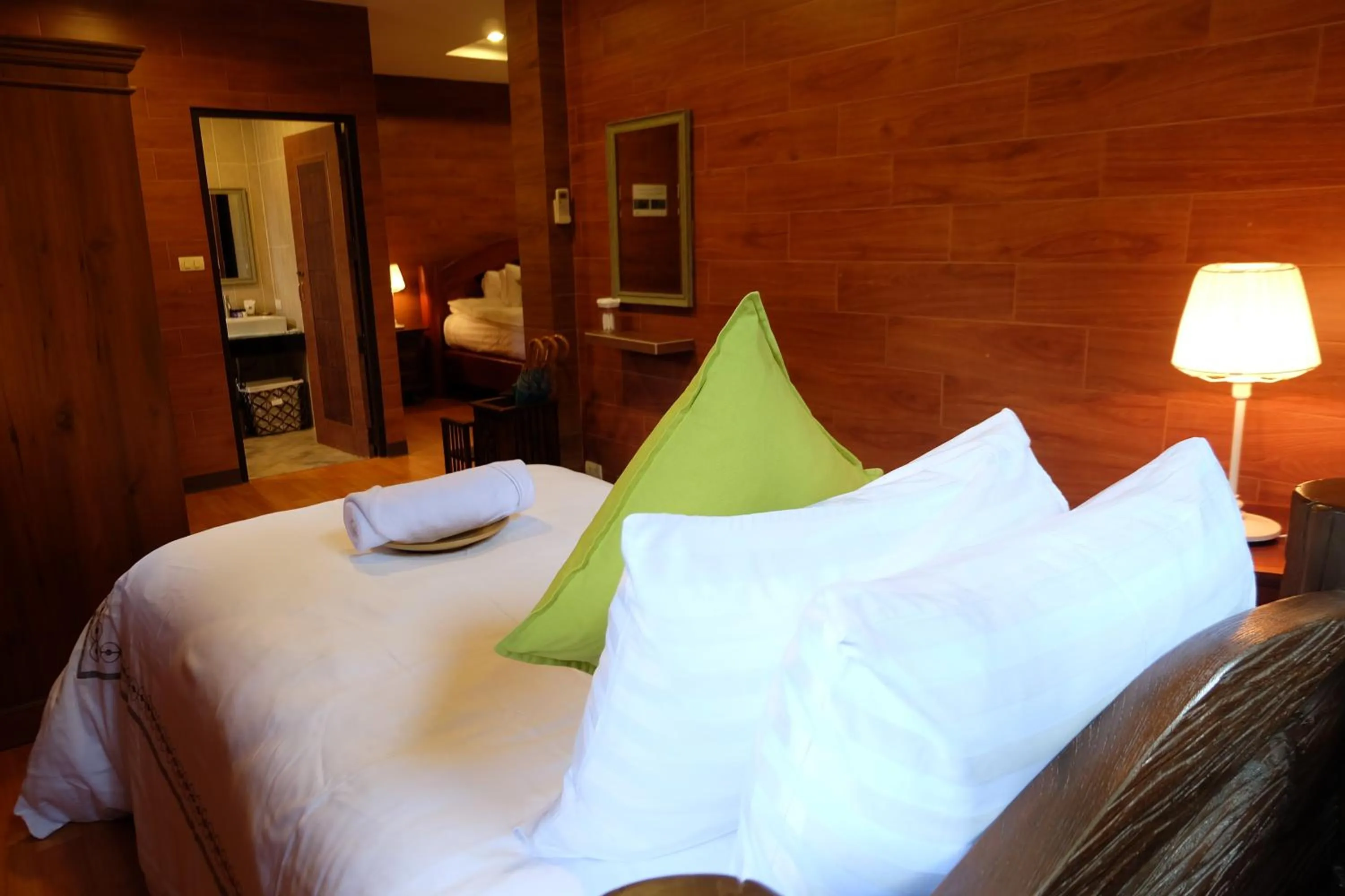 Bed in Namtok Sarika Resotel