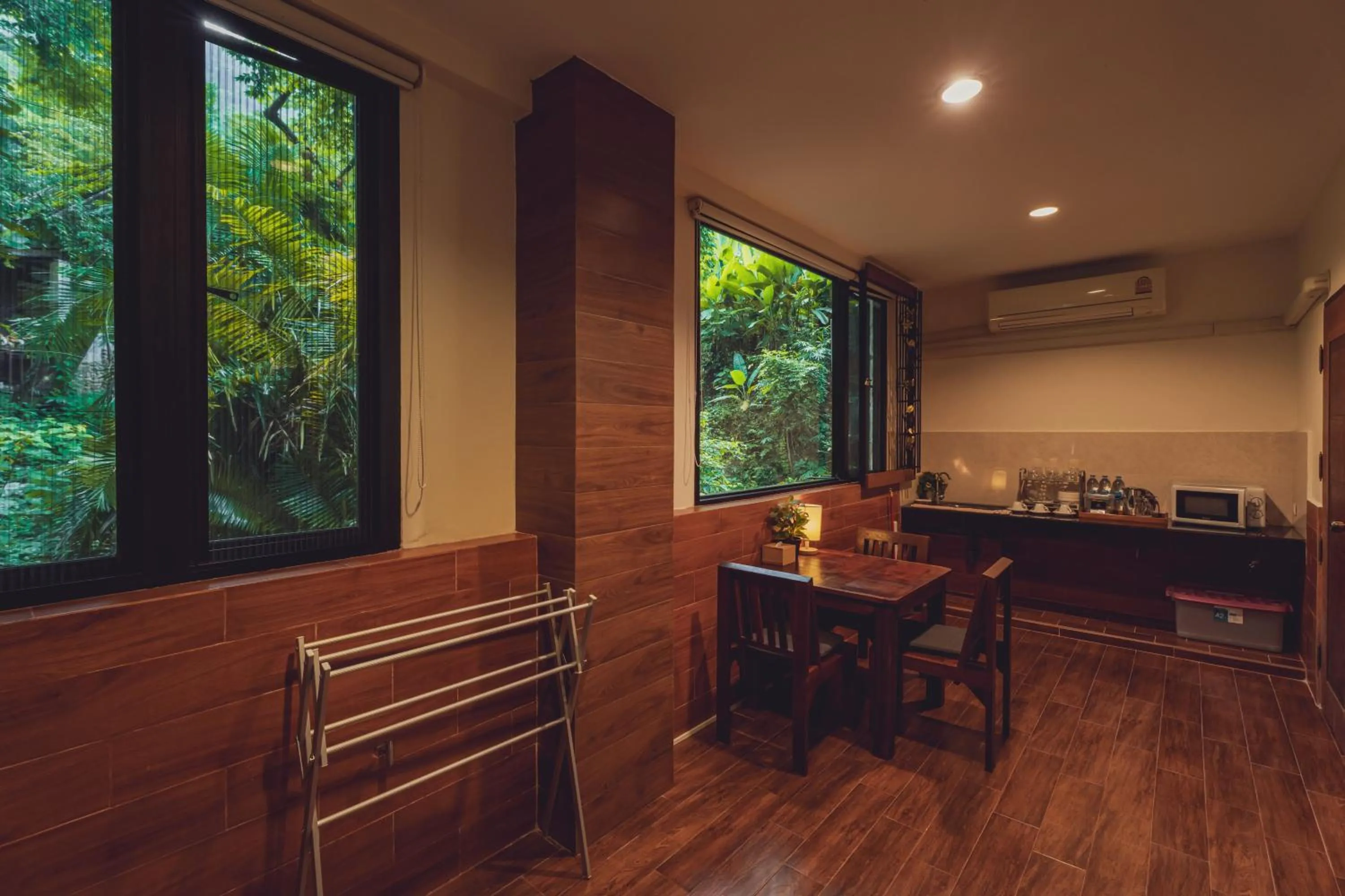 Kitchen or kitchenette in Namtok Sarika Resotel