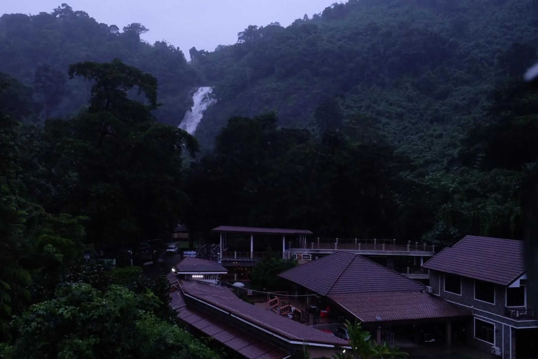 Namtok Sarika Resotel