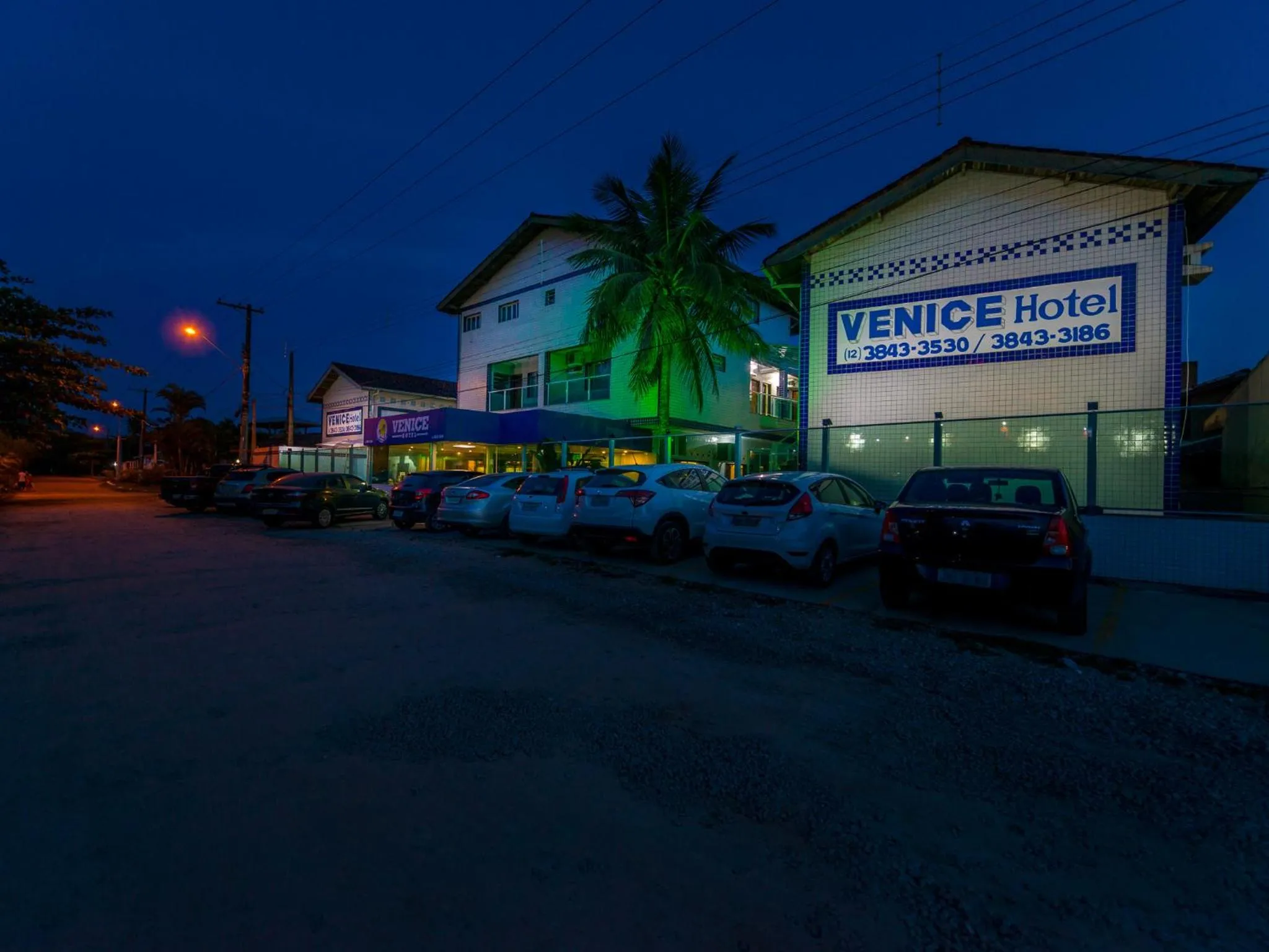 Facade/entrance in Hotel Venice Ubatuba