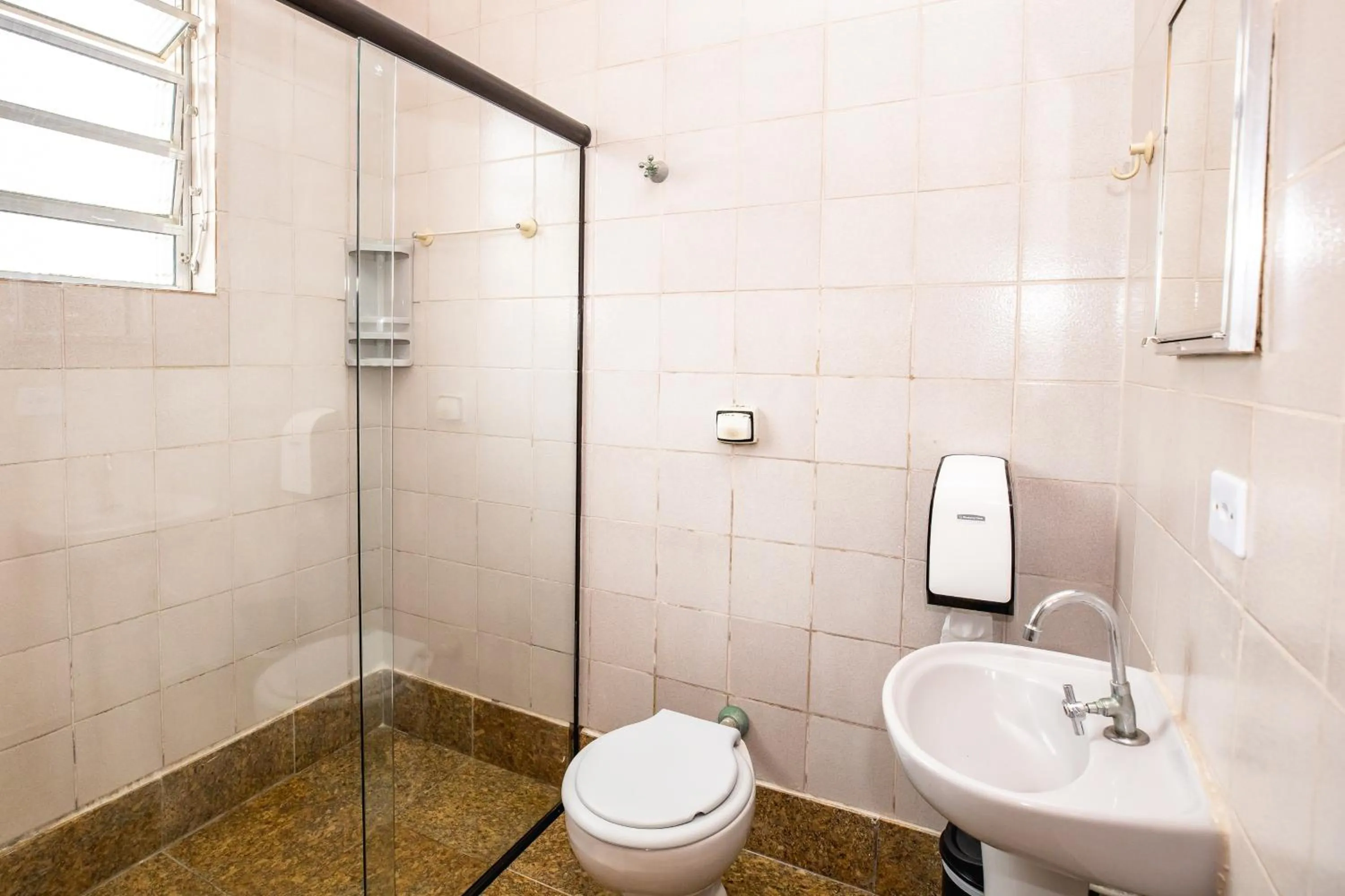 Bathroom in Hotel Venice Ubatuba