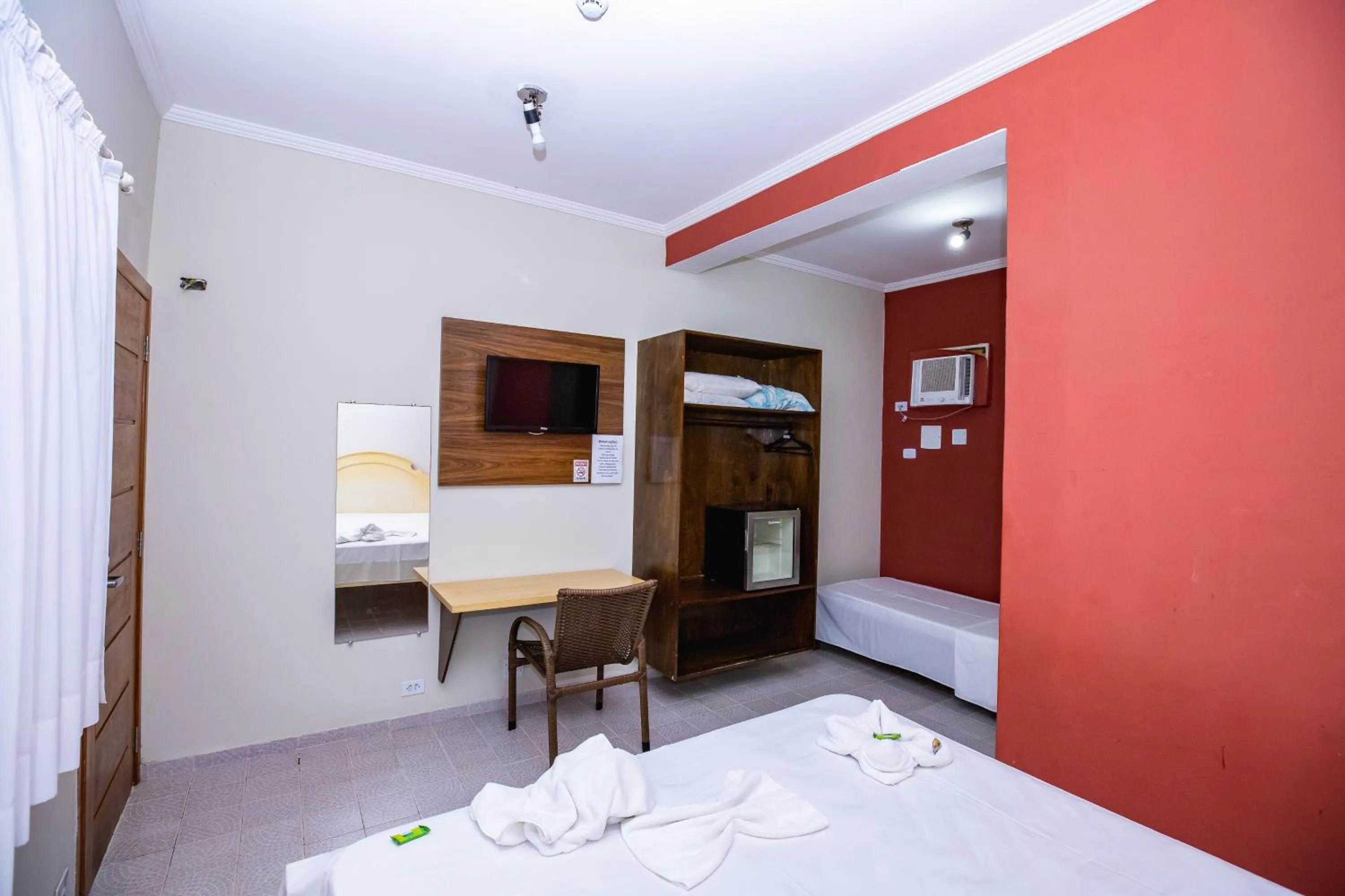 Bedroom, Bed in Hotel Venice Ubatuba