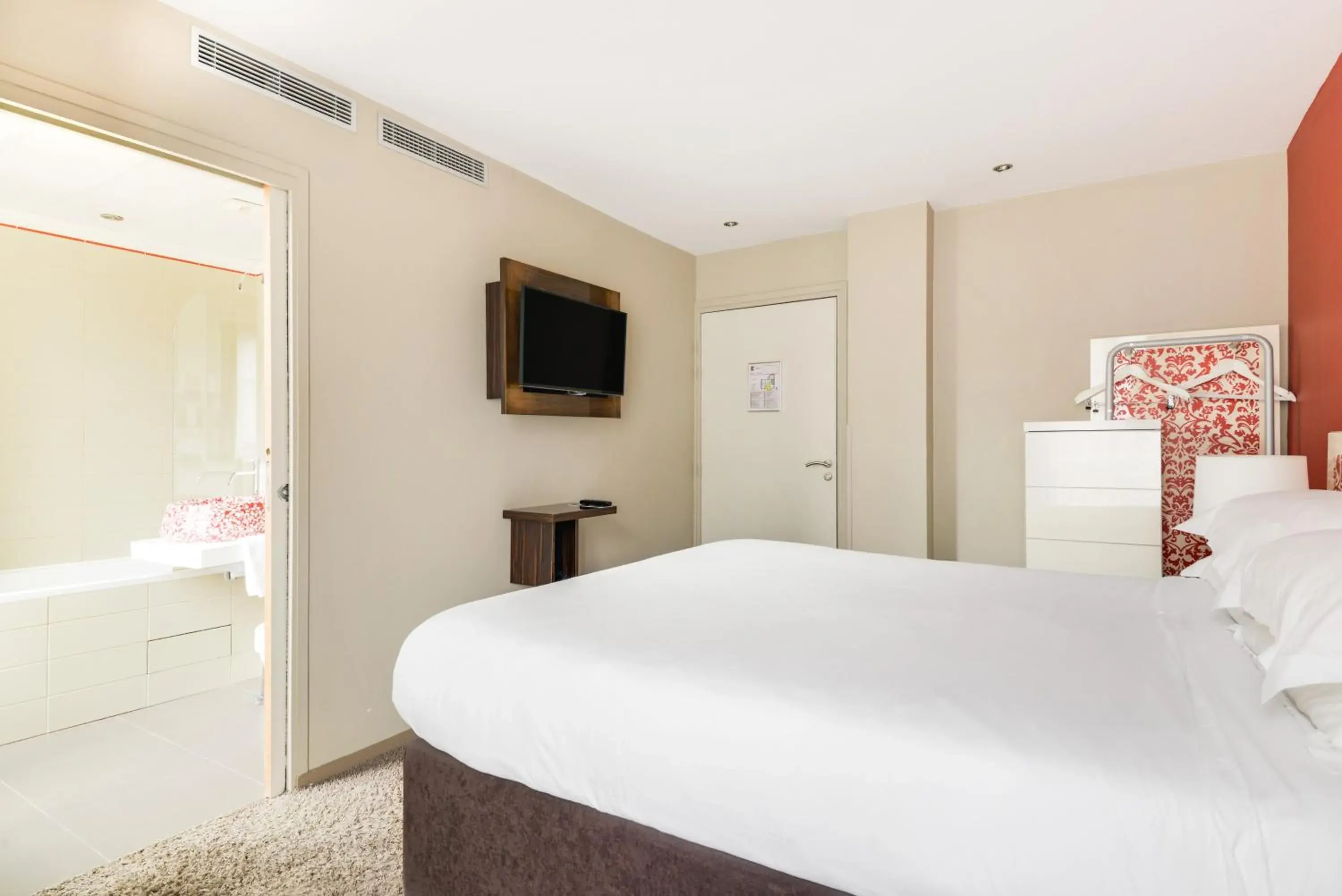 Executive Room in Pavillon Nation Executive Room in Pavillon Nation