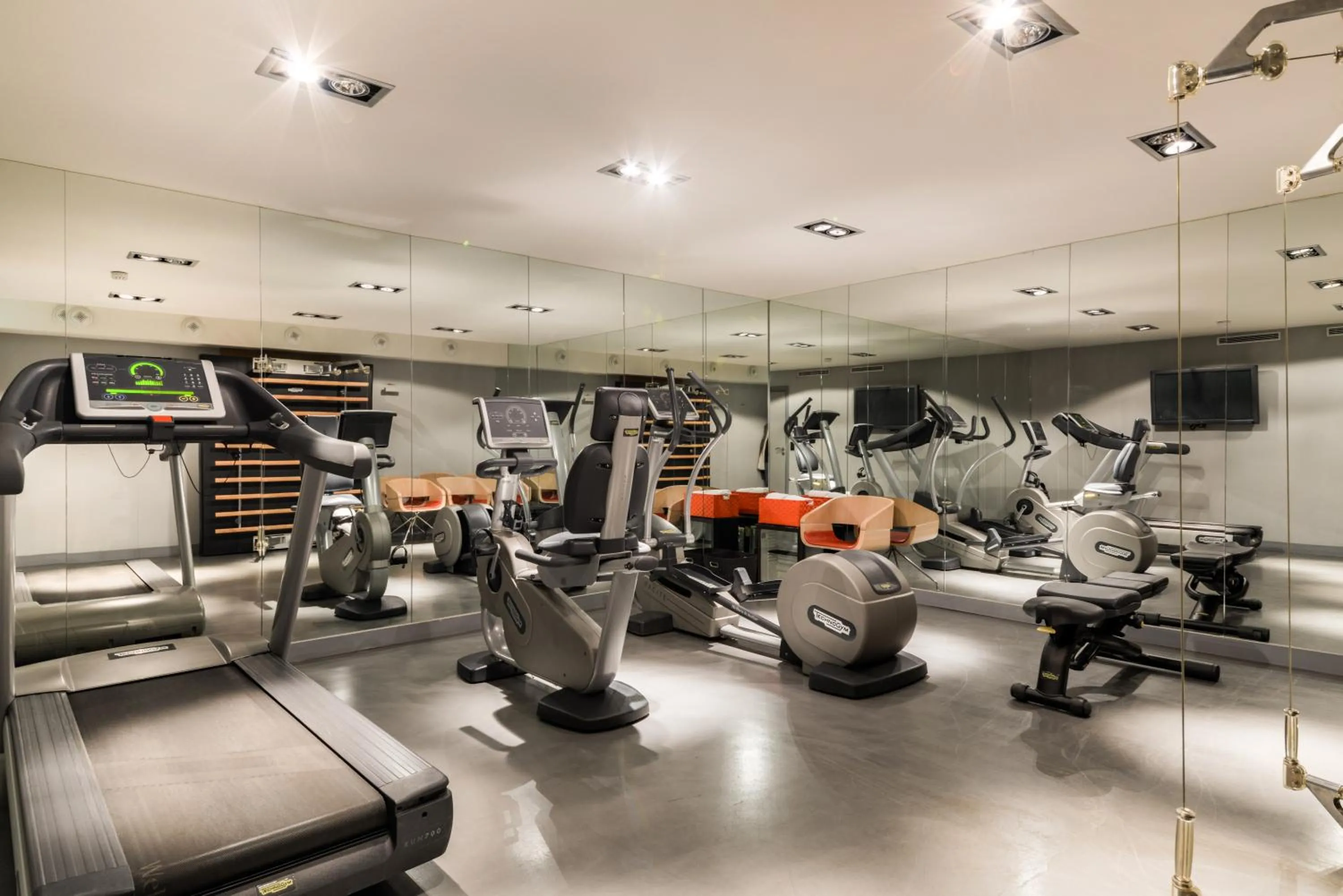 Fitness centre/facilities in Pavillon Nation