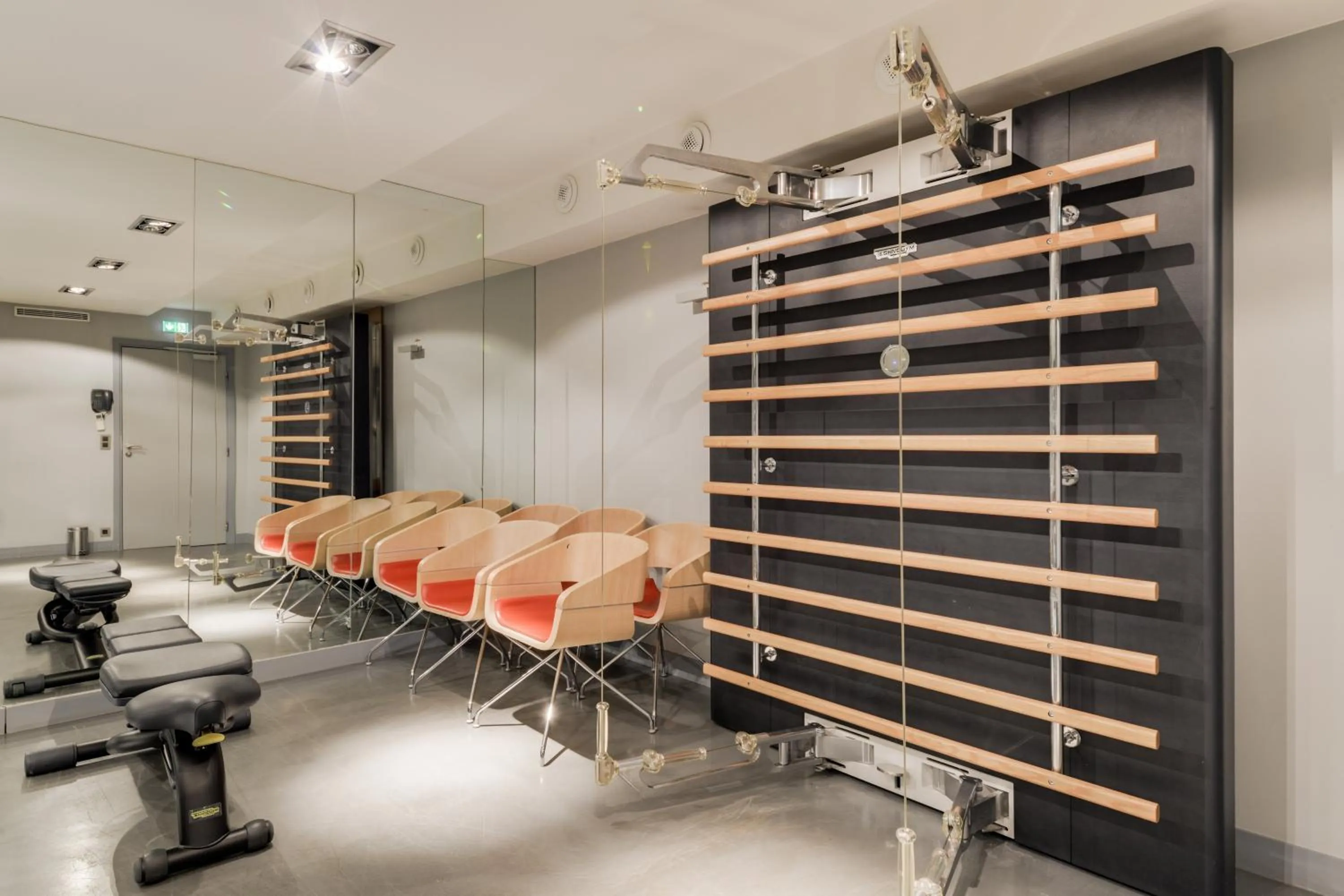 Fitness centre/facilities in Pavillon Nation