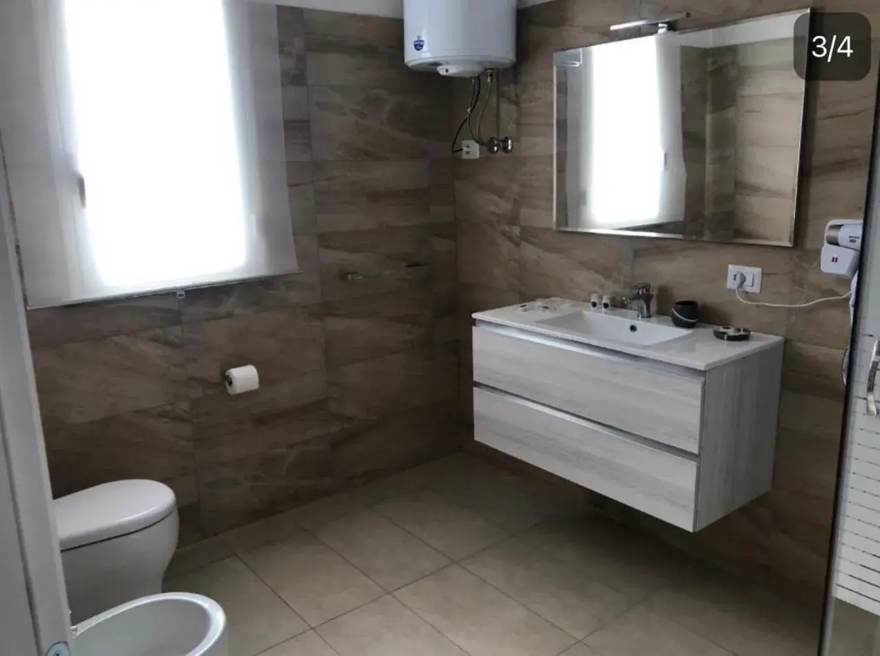 Triple Room in Borgo Palombaio Triple Room in Borgo Palombaio