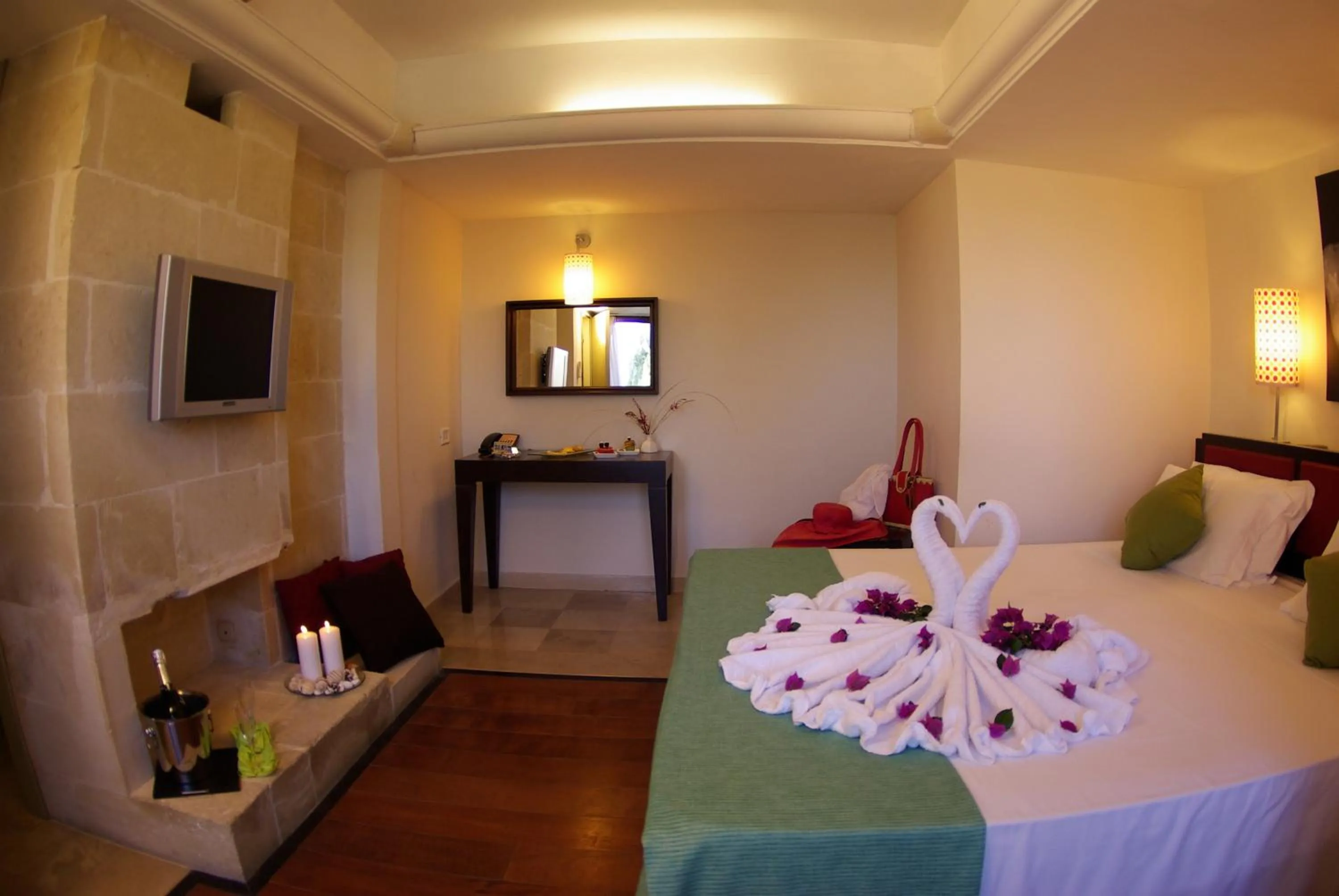 Photo of the whole room, Bed in Le Cale D'Otranto Beach Resort